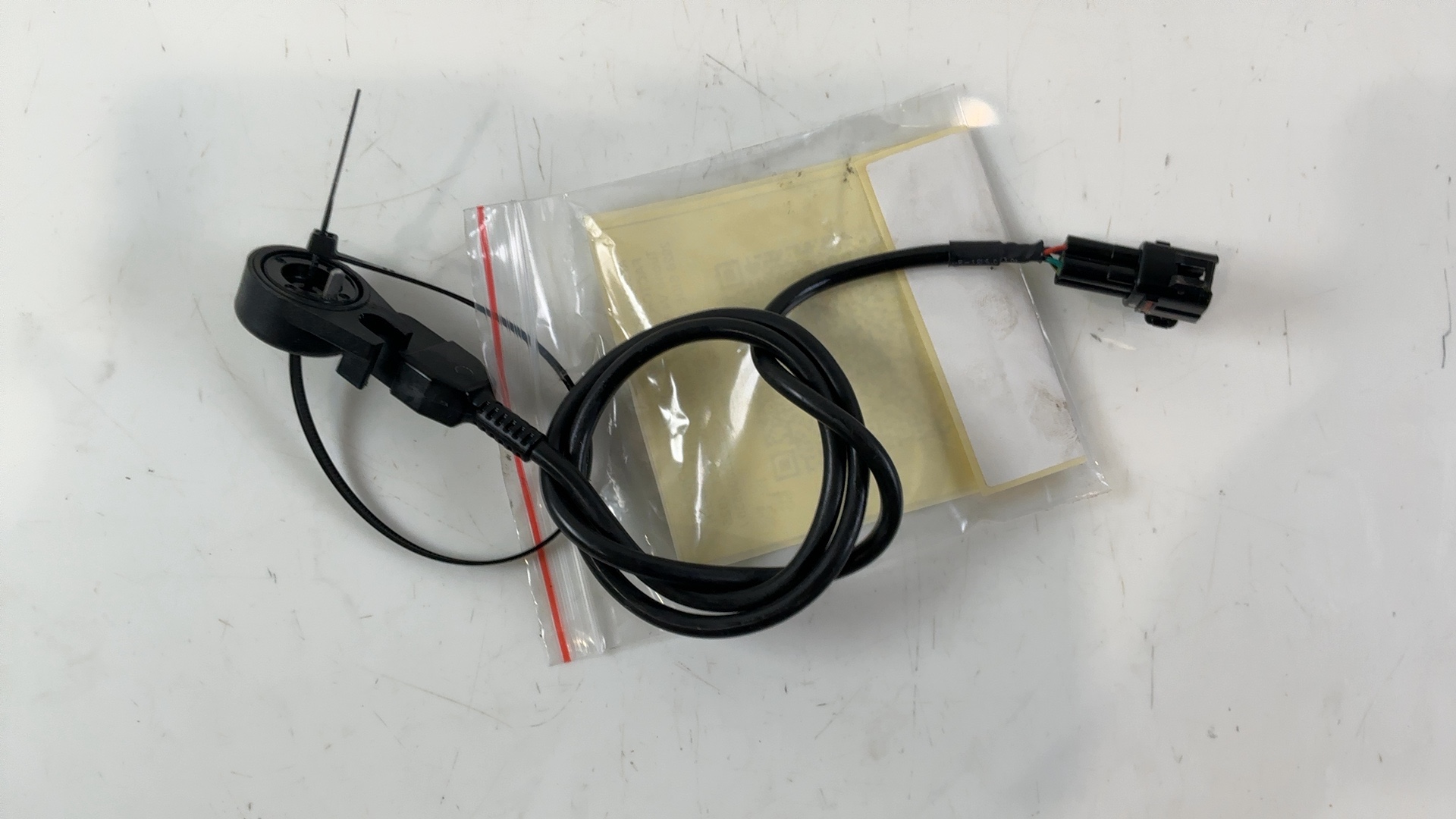 Aprilia RSV4 Tuono RS 660 Side Stand Sensor 2020-2026 OEM 2D000530 - Image 2