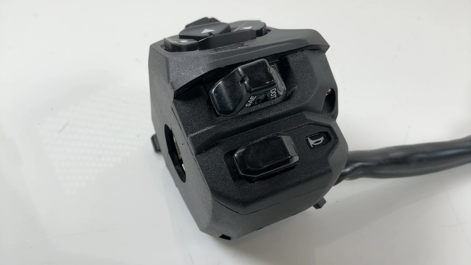 Aprilia RSV4 Tuono V4 1100 Left Handlebar Switch 2025 2026 OEM 2B012091 - Image 8