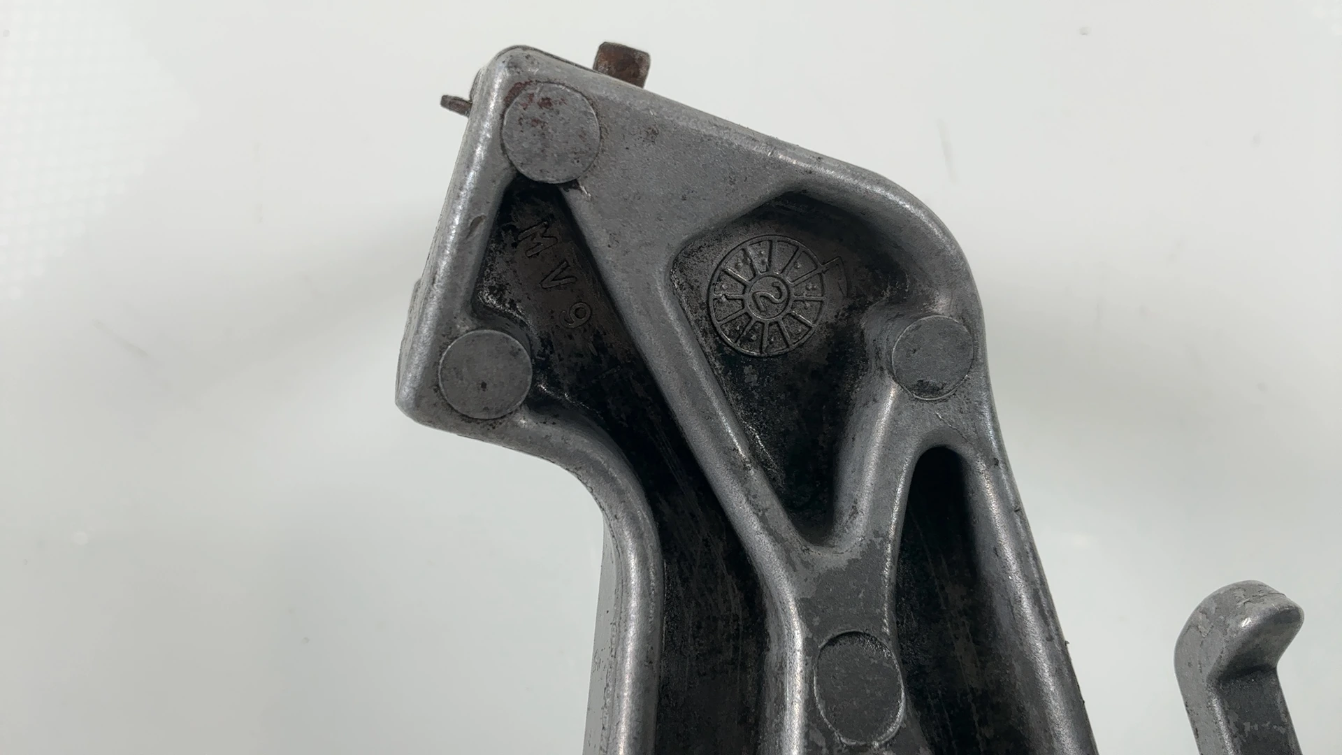 Honda CBR600F3 PC31 600cc Left Passenger Footrest Bracket 1995-98 50760-MV9-930 - Image 6