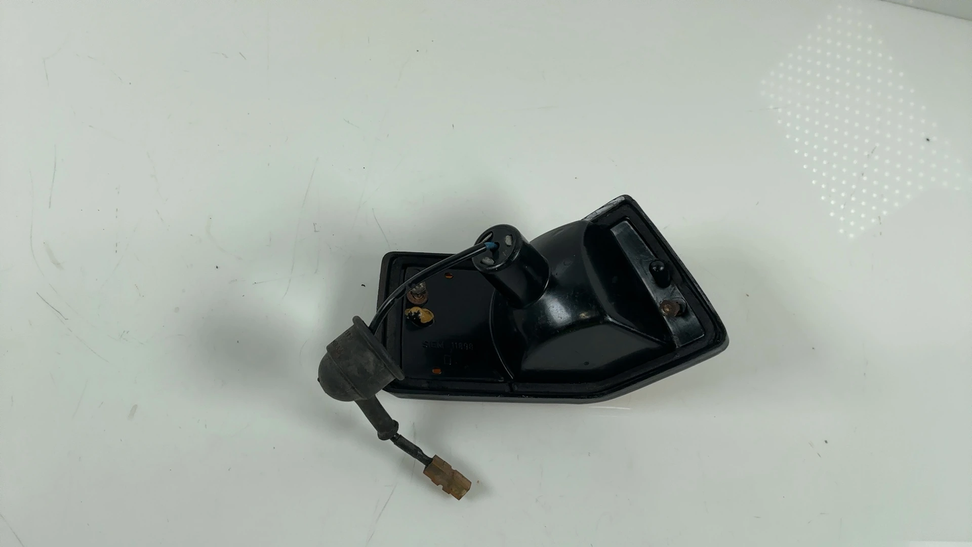Vespa PX 150 200 Rear Right Turn Signal Light 1980 1981 OEM 230339 - Image 7