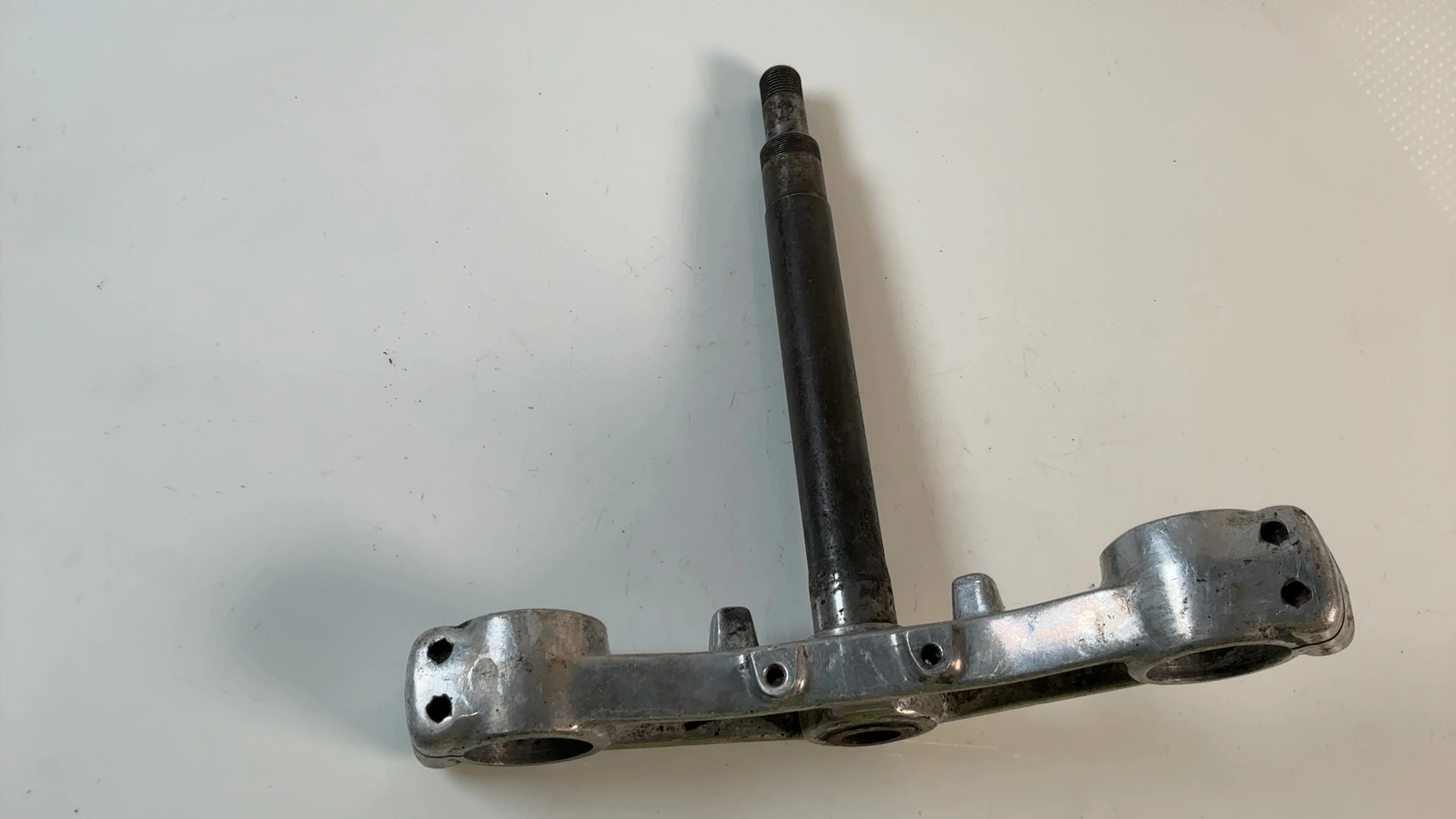 Kawasaki ZXR 750 ZX750J 750cc Lower Triple Tree Fork Stem 1991-92 OEM 44037-1295 - Image 2