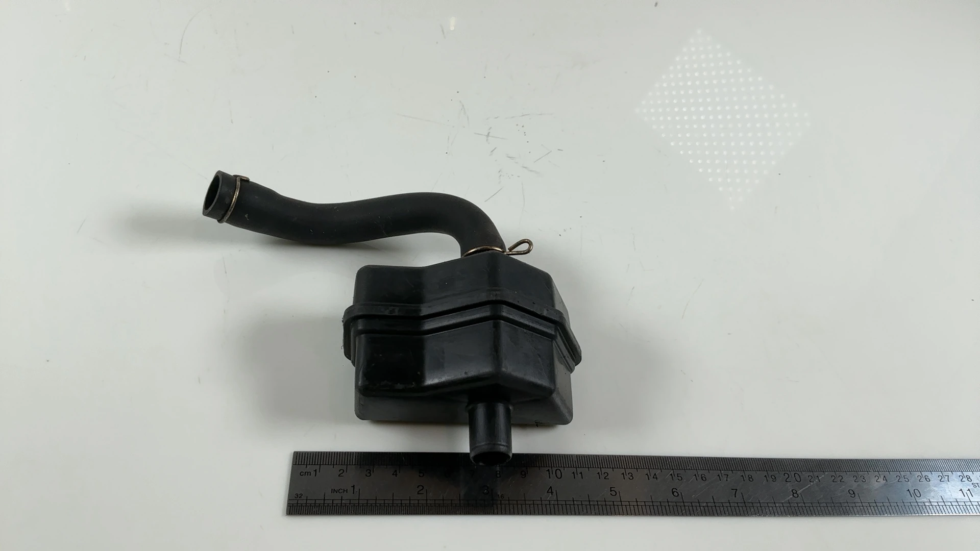 Honda CBR600F3 PC31 600cc Air Intake Resonator Chamber 1995-1998 OEM 17250MAL600 - Image 5