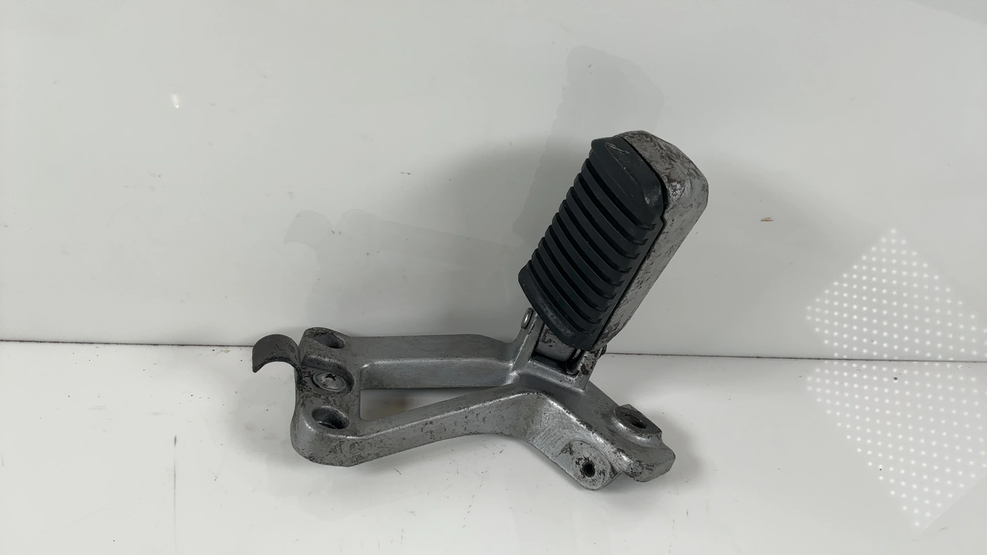 Kawasaki Concours ZG1000A 1000 Rear Right Footrest Hanger 1996-97 OEM 35011-1294 - Image 1
