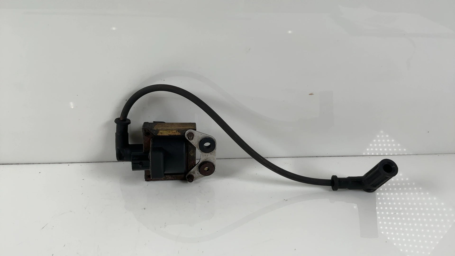 Ducati Sport 750 Sport 750CC Ignition Coil 2001 2002 OEM 28540031A - Image 2