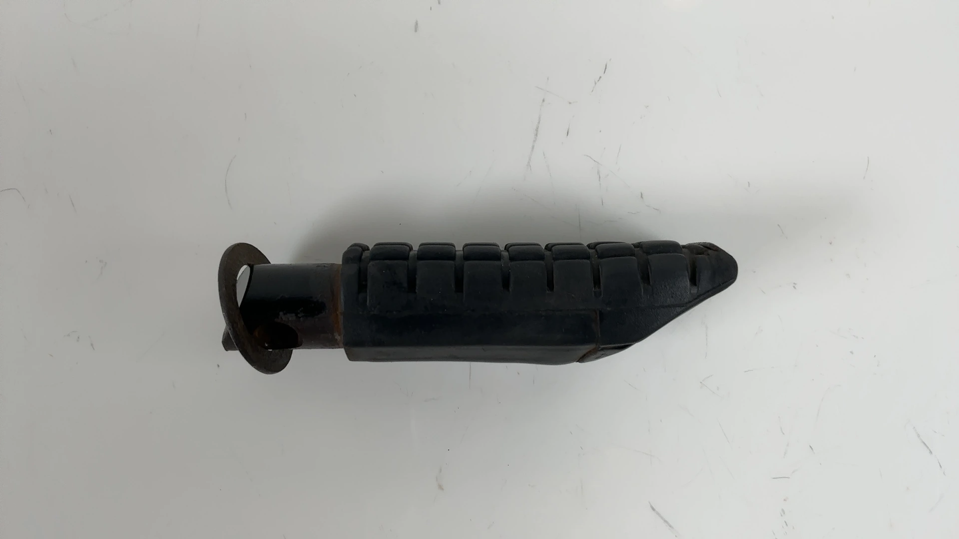 Honda NTV 650 RC33 650cc Rear Right Foot Peg 1988-1998 OEM 50633-MS9-000 - Image 5