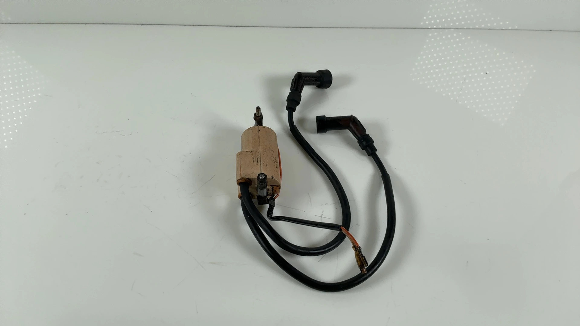 Suzuki GS850 G 850cc Ignition Coil 1981 1982 OEM 33410-45110 - Image 1