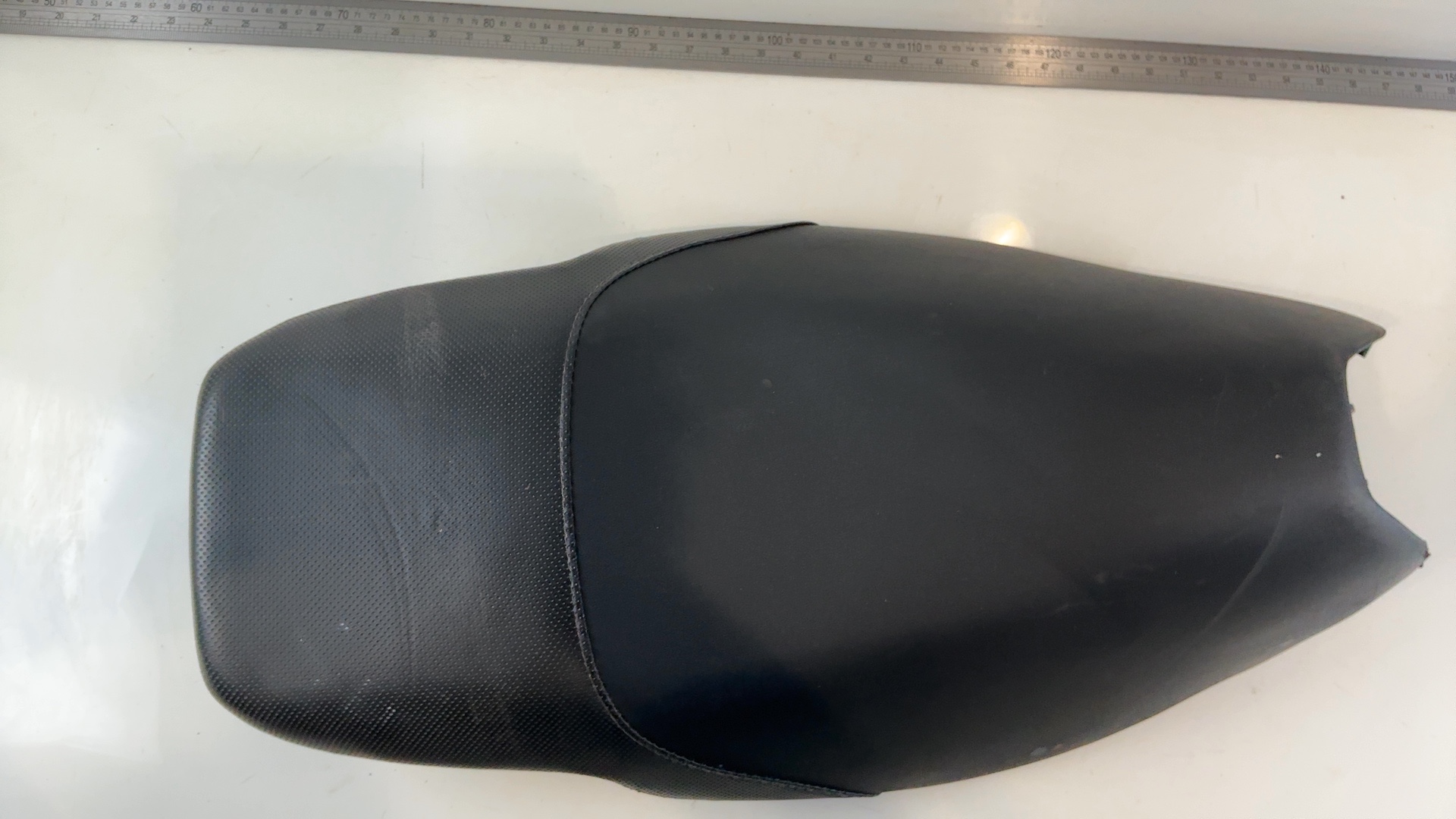 Peugeot Speedfight 2 50cc 100cc Dual Seat Saddle Bench 1997-2009 OEM 1173482700 - Image 1