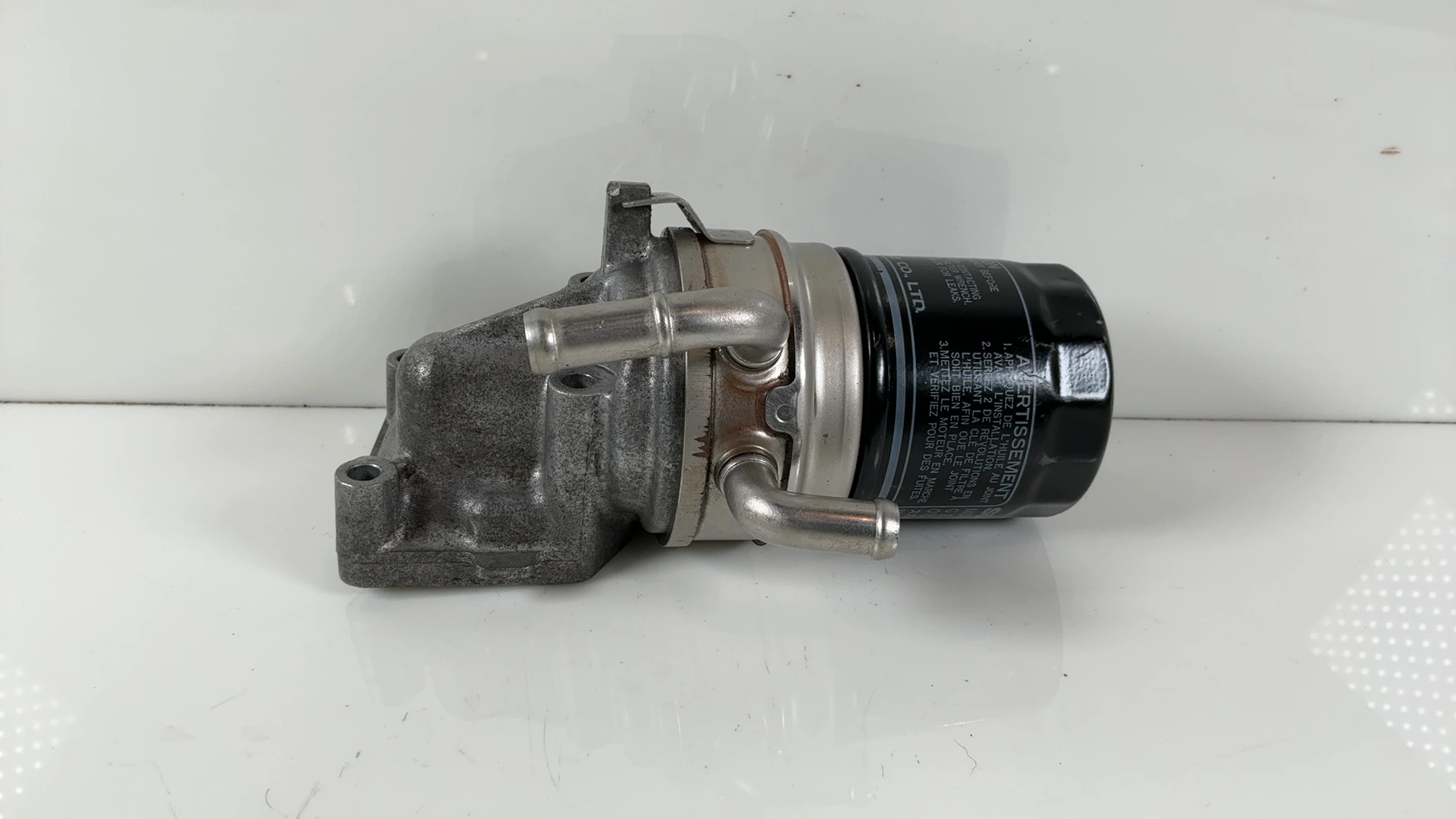 Suzuki GSX-R600 SRAD 600 Engine Motor Oil Cooler 1997-2000 OEM 16600-33E10 - Image 1