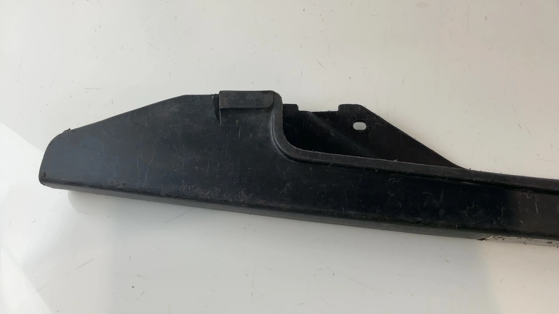 Honda CBX 750 F RC17 750cc Chain Guard 1984-1988 OEM 40510-MJ0-000 - Image 3