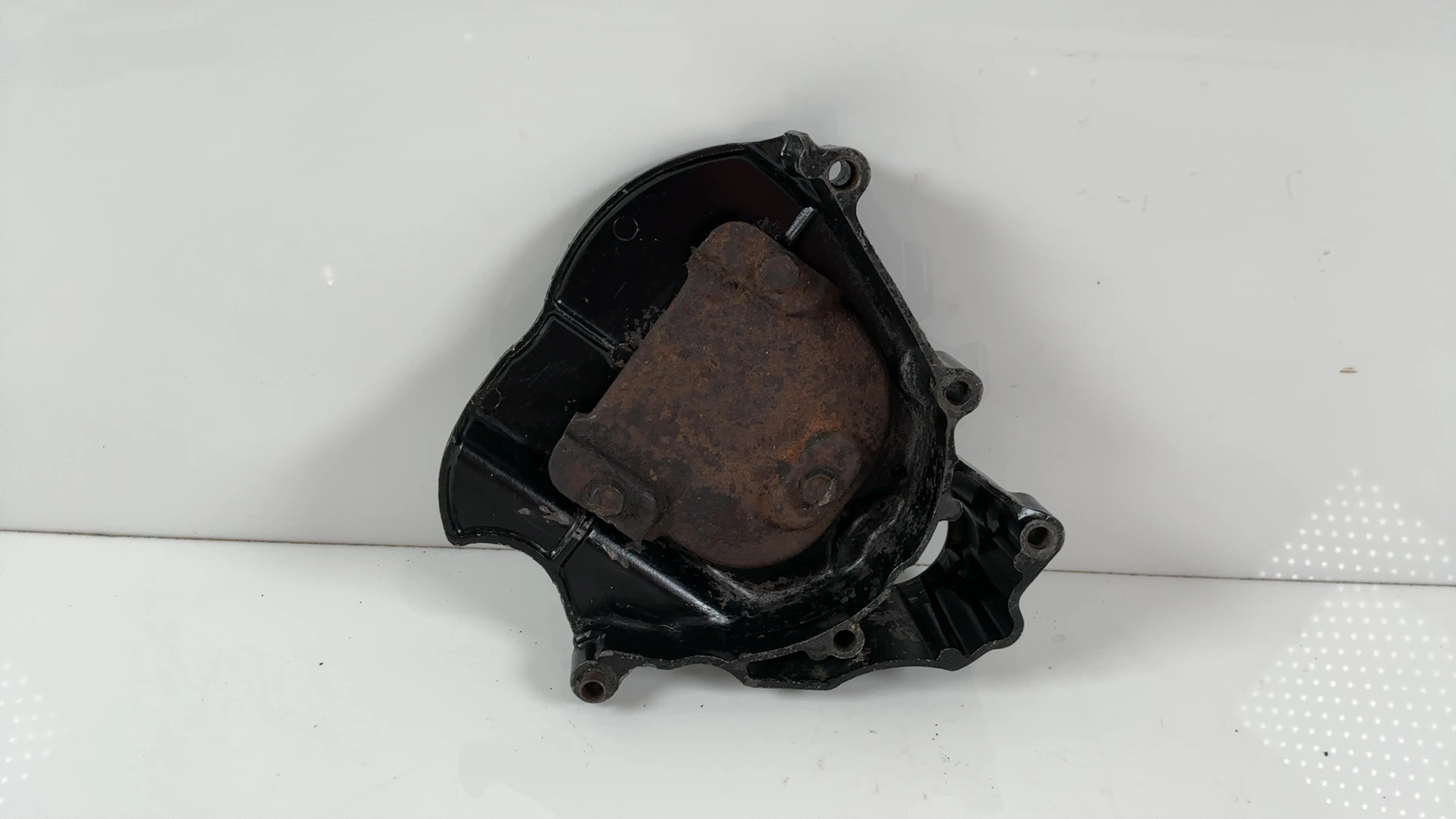 Kawasaki GPZ1000RX ZX1000A 1000CC Front Sprocket Cover 1986-1988 OEM 14026-1121 - Image 2