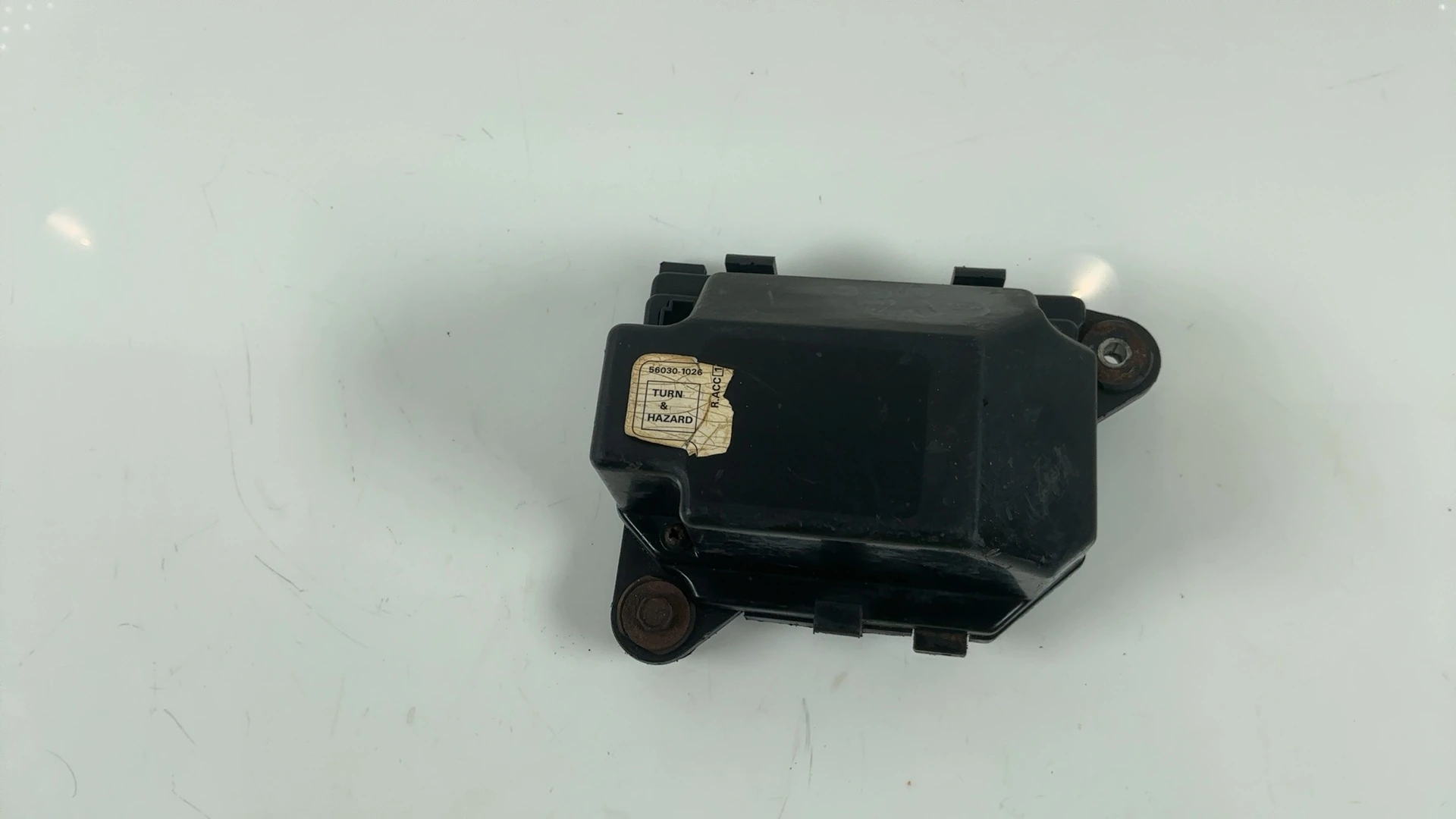 Kawasaki GPZ 750 ZX750A 750cc Relay Fuse Box 1983-1985 OEM 59416-1051 - Image 2
