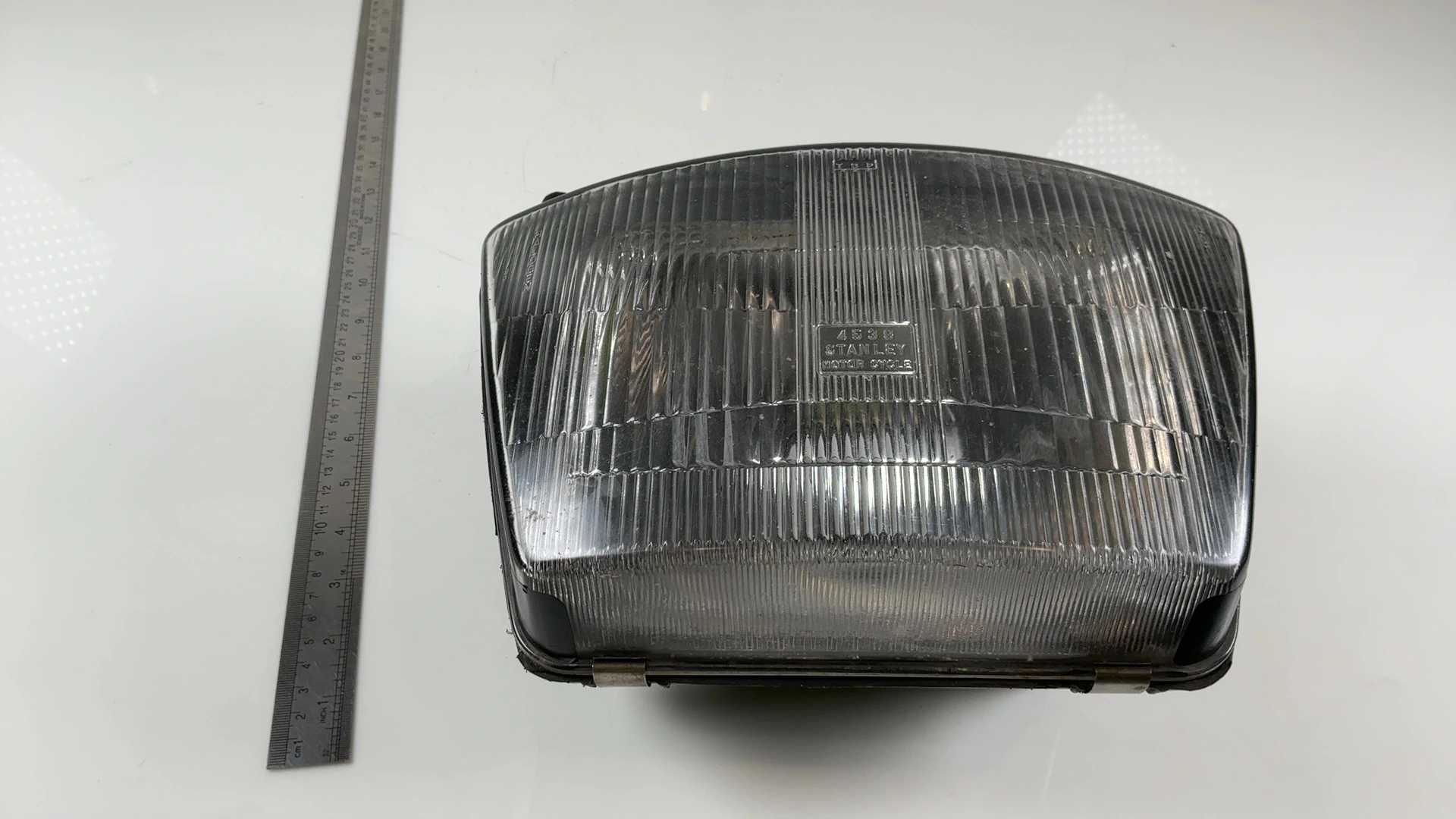 Kawasaki Ninja GPX600R ZX600C 600cc Headlight 1988-1997 OEM 23007-1155 - Image 4