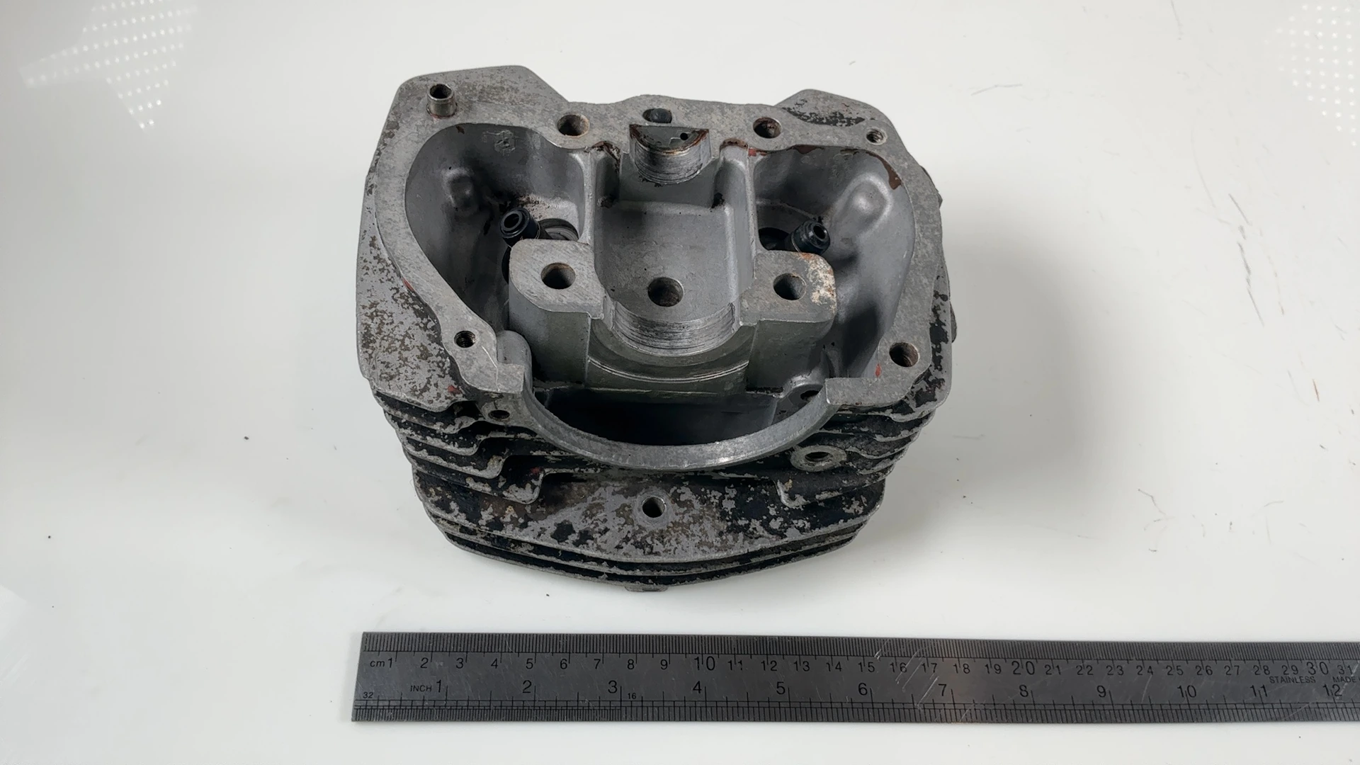 Honda CB125S CB125 125cc Cylinder Head 1976-1985 OEM 12200-383-000 - Image 5