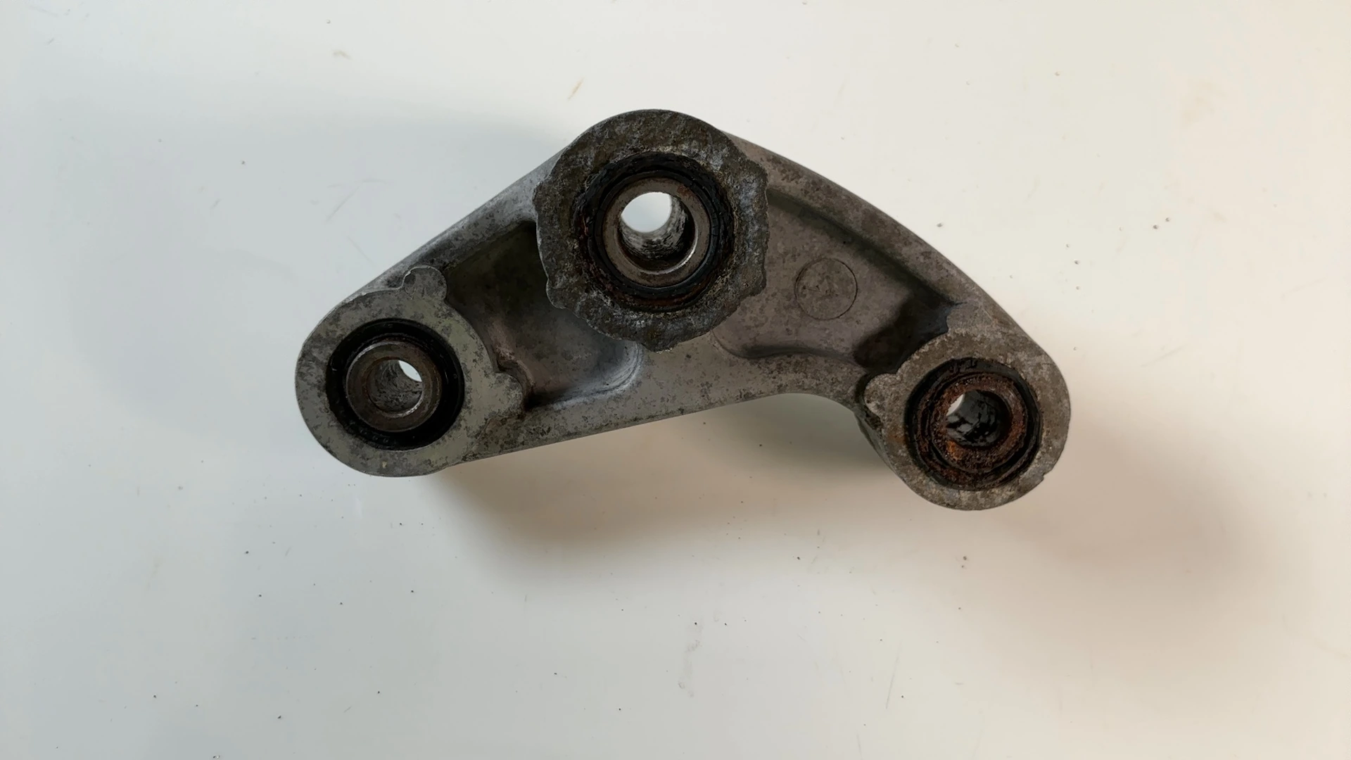 Yamaha YZF750R YZF750 4HN 750cc Rear Shock Linkage 1993-1995 OEM 4FM-2217A-00-00 - Image 4