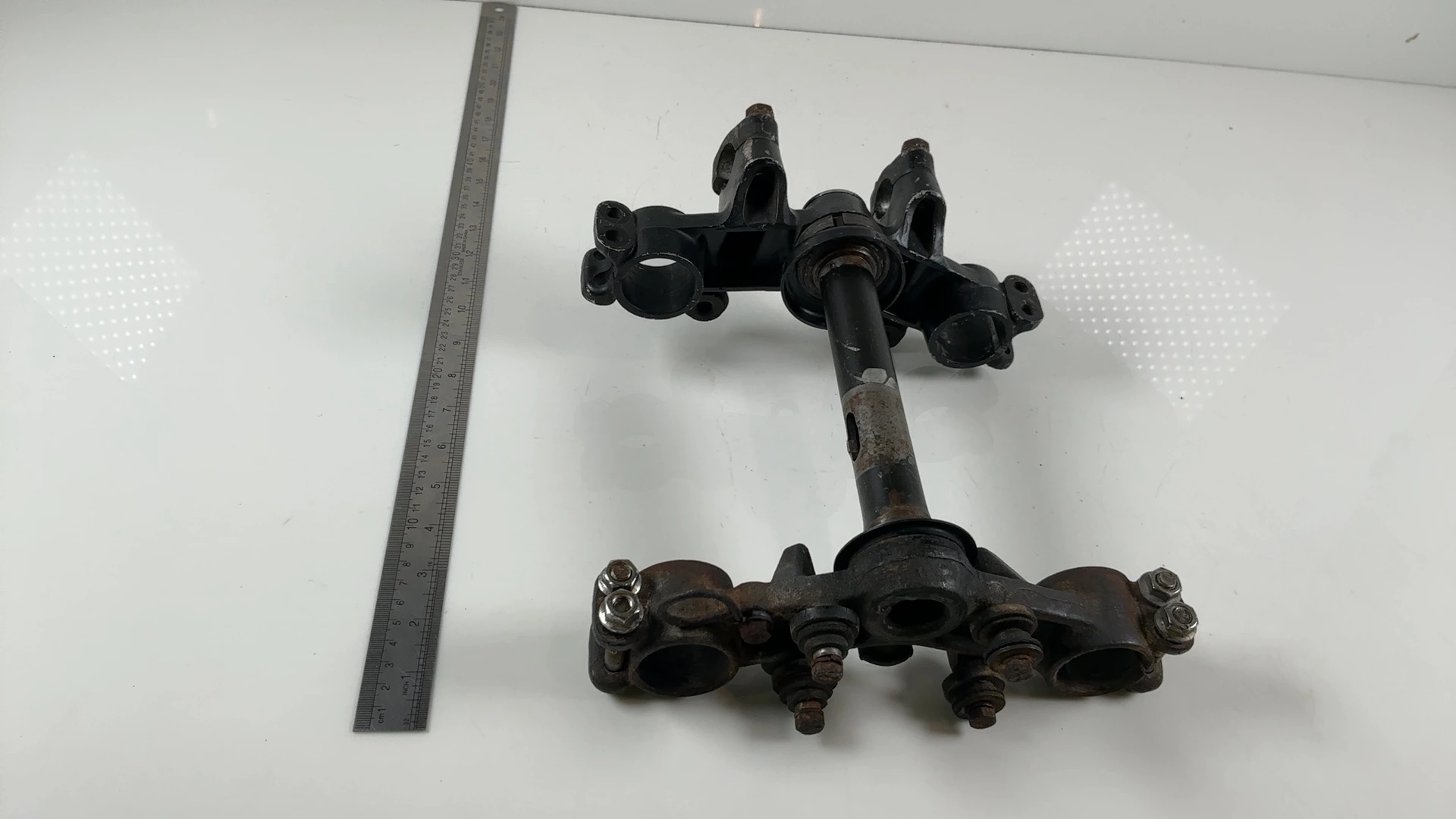 Kawasaki KE175 D 175cc Triple Tree Steering Stem Clamp 1980-1983 OEM 44039-1020 - Image 4