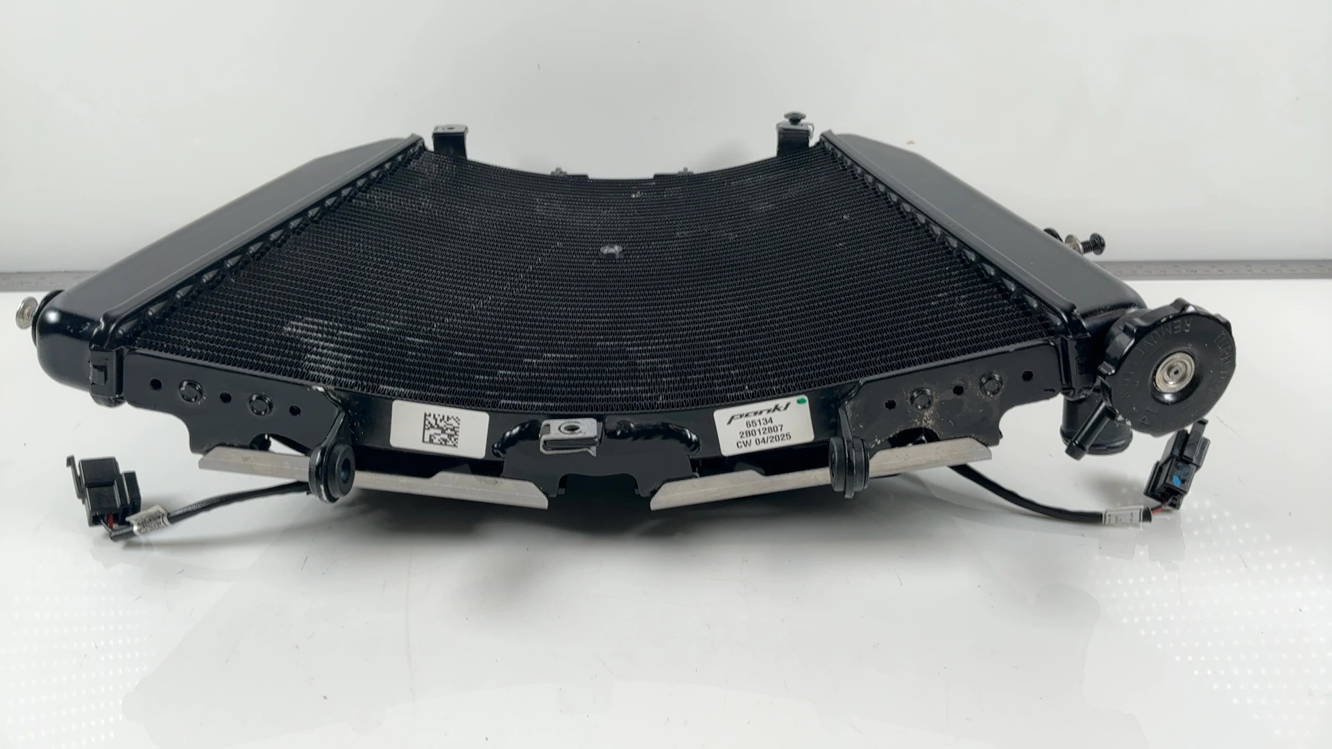 Aprilia RSV4 Tuono V4 1100 Engine Radiator 2025 2026 OEM 2B012807 - Image 4