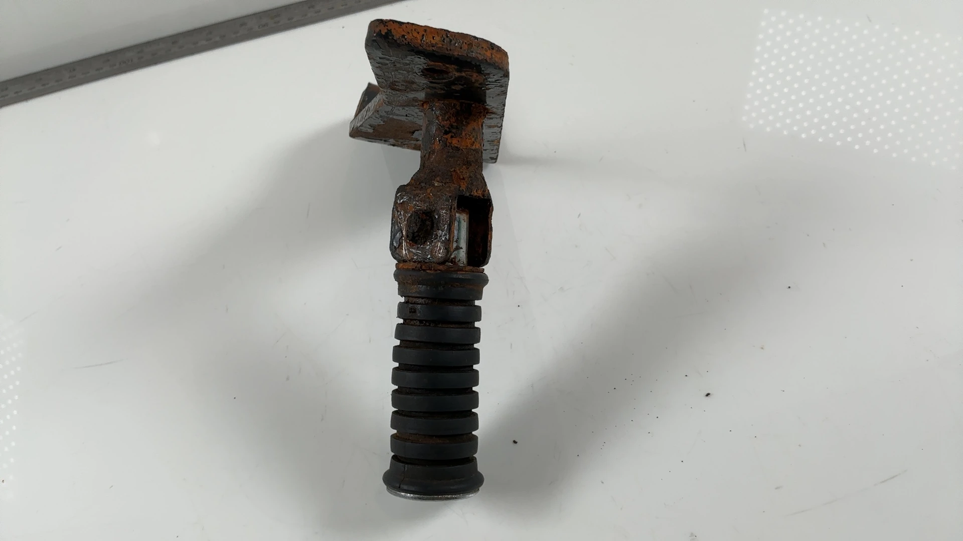 Yamaha Virago XV250 250cc Rear Right Foot Peg Bracket 1988-2018 2UJ-27440-00-35 - Image 7
