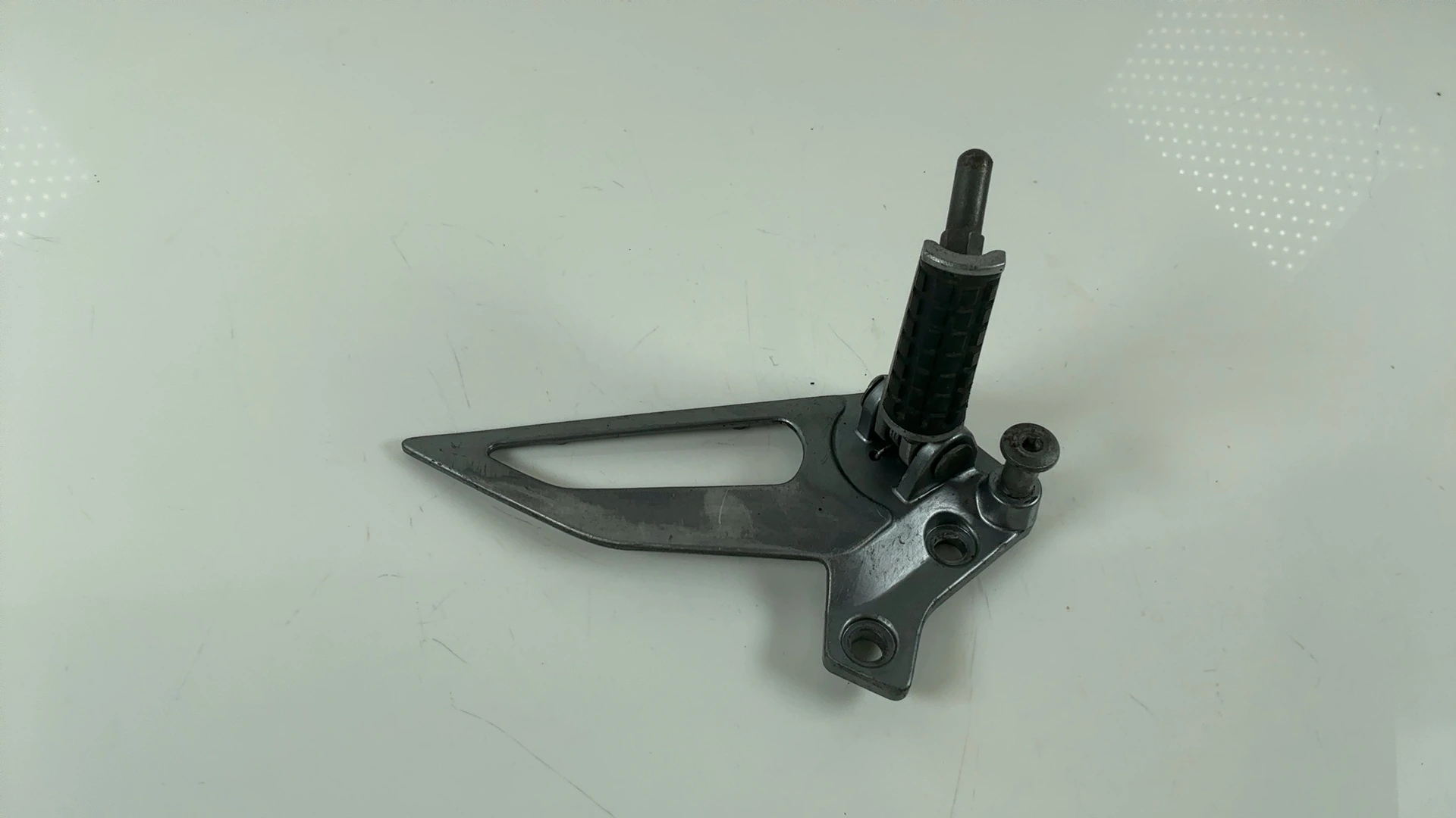 Kawasaki ZZR250 EX250H 250cc Left Front Footrest Bracket 1990-07 OEM 35011-1525 - Image 2