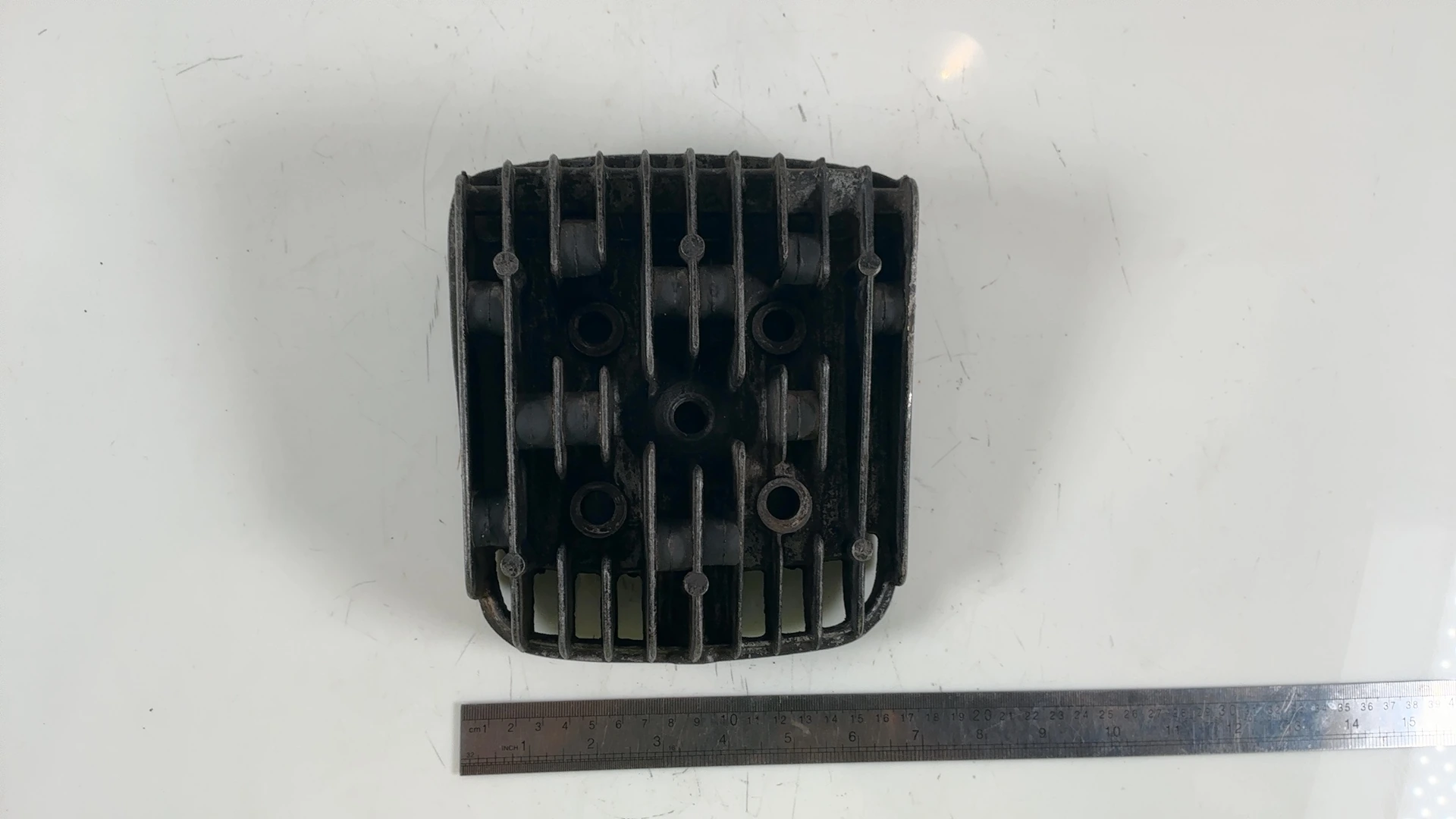 Kawasaki KE125 KE125-A 125cc Cylinder Head 1976-1986 OEM 11001-1033 Japan - Image 5