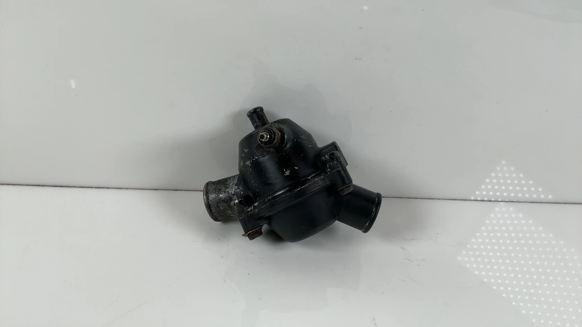 Kawasaki ZXR 750 ZX750 750cc Thermostat Housing 1991-1995 16160-1175 16160-1176 - Image 2