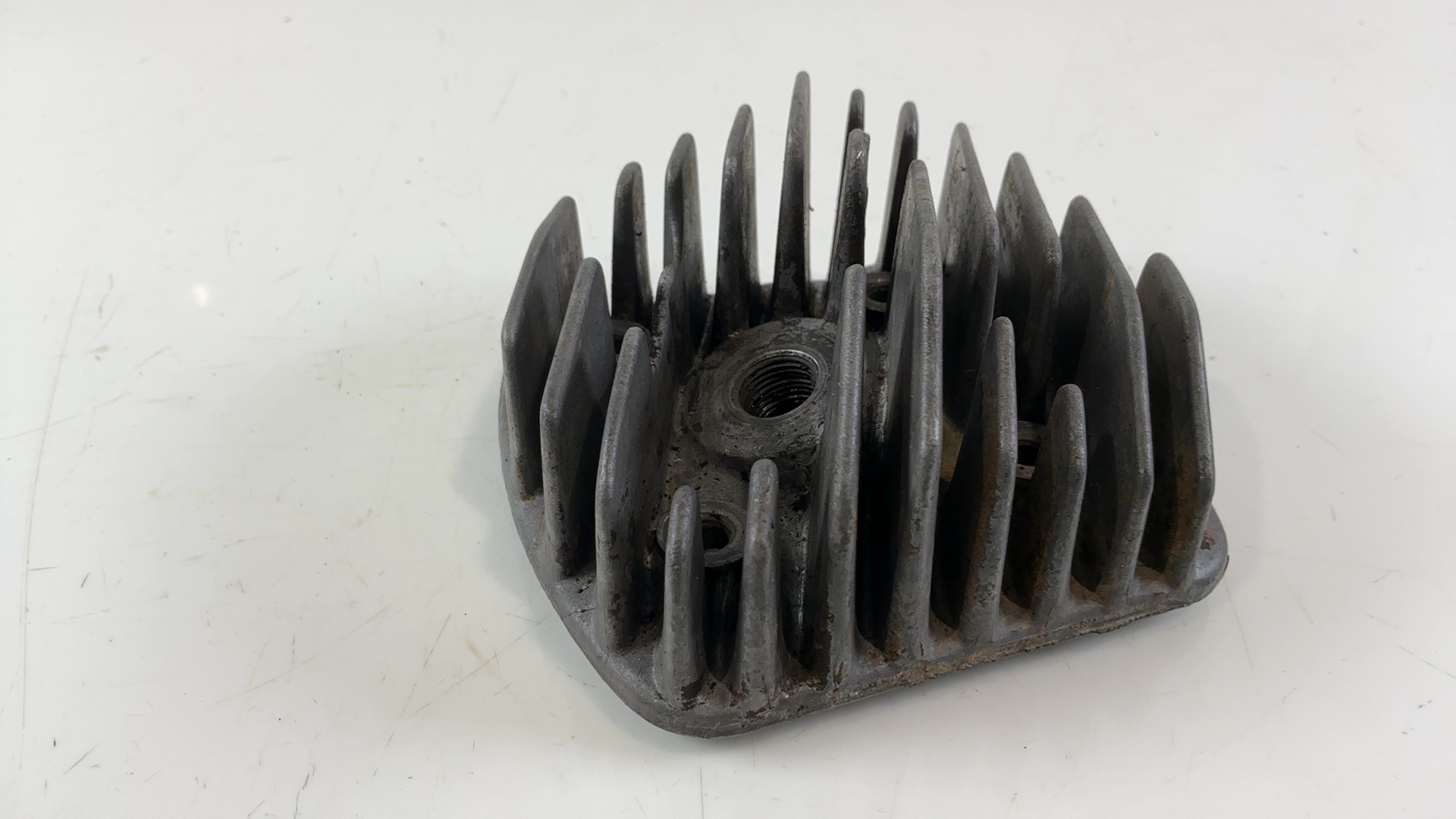 Peugeot Zenith Buxy FB0 50cc Cylinder Head 1994-2002 OEM 722890 - Image 3
