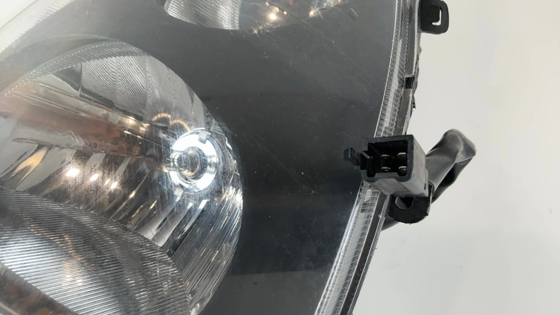 Honda NES 125 Chiocciola 125cc Front Headlight Lamp 2000-2006 OEM 33100-KGF-911 - Image 7