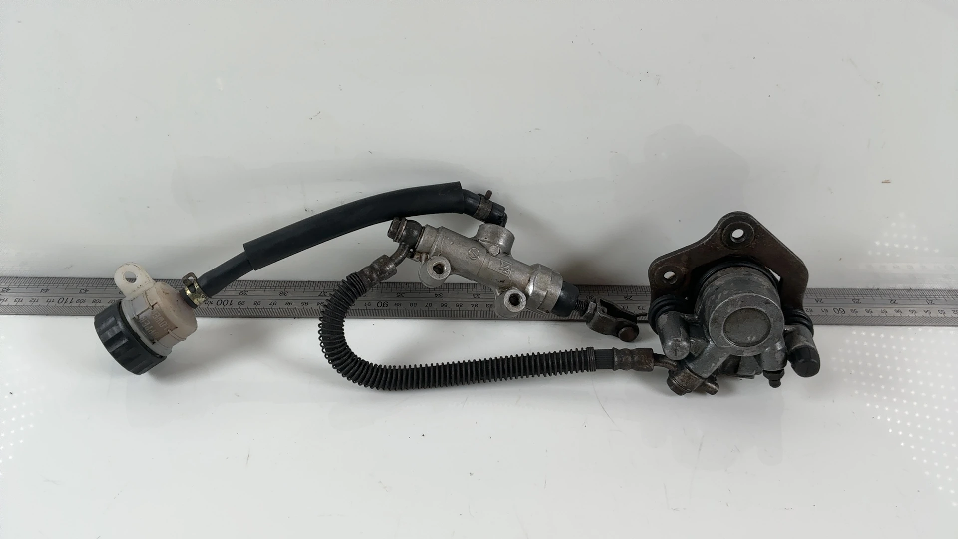 Kawasaki ZZR250 EX250H Rear Brake Caliper Master Cylinder 1990-07 43041-1372-DJ