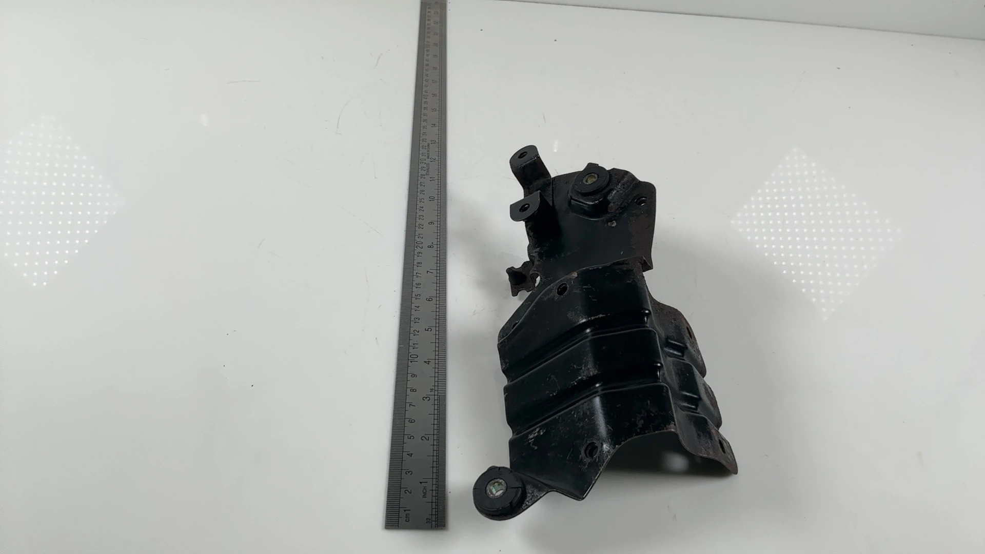 Suzuki GS700E GS700 700cc Electrical Panel Bracket 1984 1985 OEM 47410-31300 - Image 4