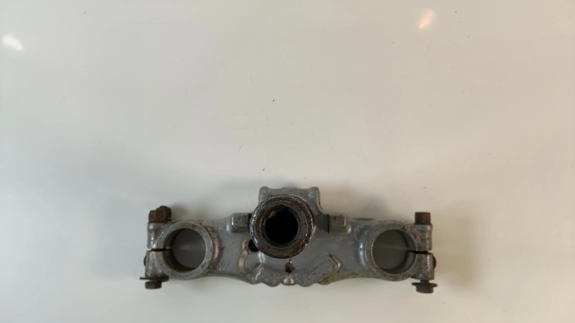 Suzuki SP400 SP 400 Lower Triple Tree Clamp 1980-1983 OEM 51410-32460 324 - Image 4