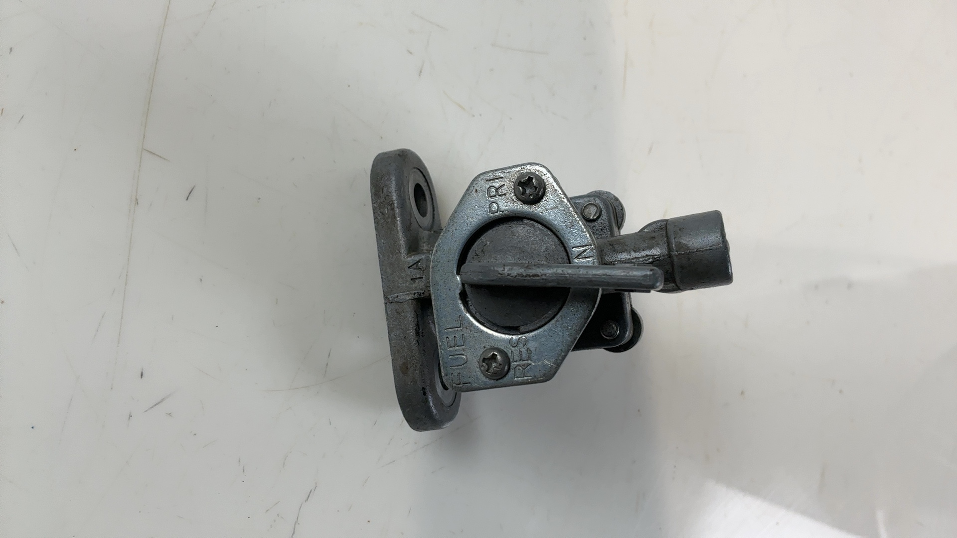 Kawasaki KZ750 Twin 750 cc Fuel Petcock Valve 1976-1983 OEM 51023-1375 - Image 2