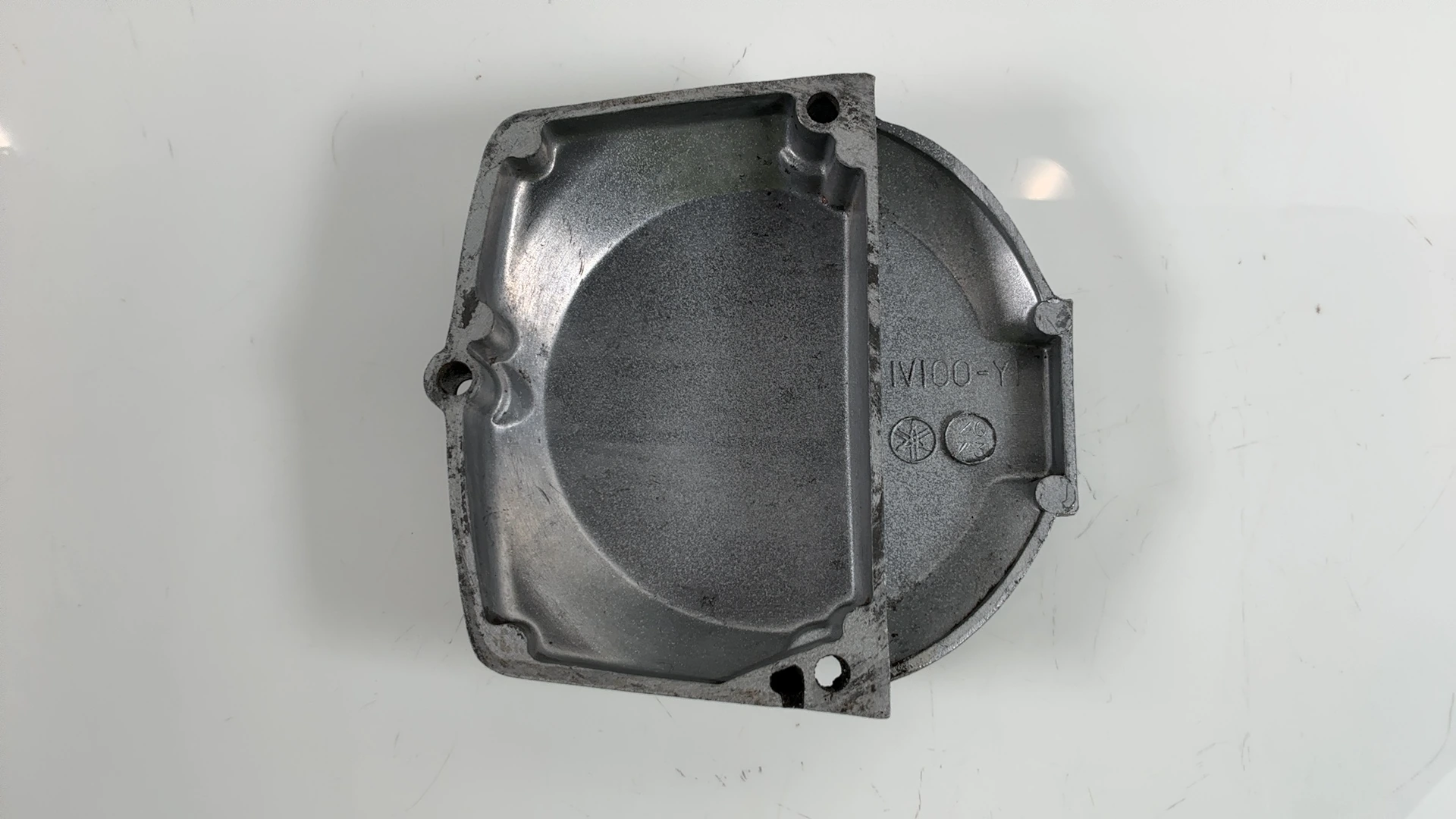 Yamaha RX125 RX 125 Oil Pump Cover 1975 1976 OEM 1V1-15416-00 - Image 4