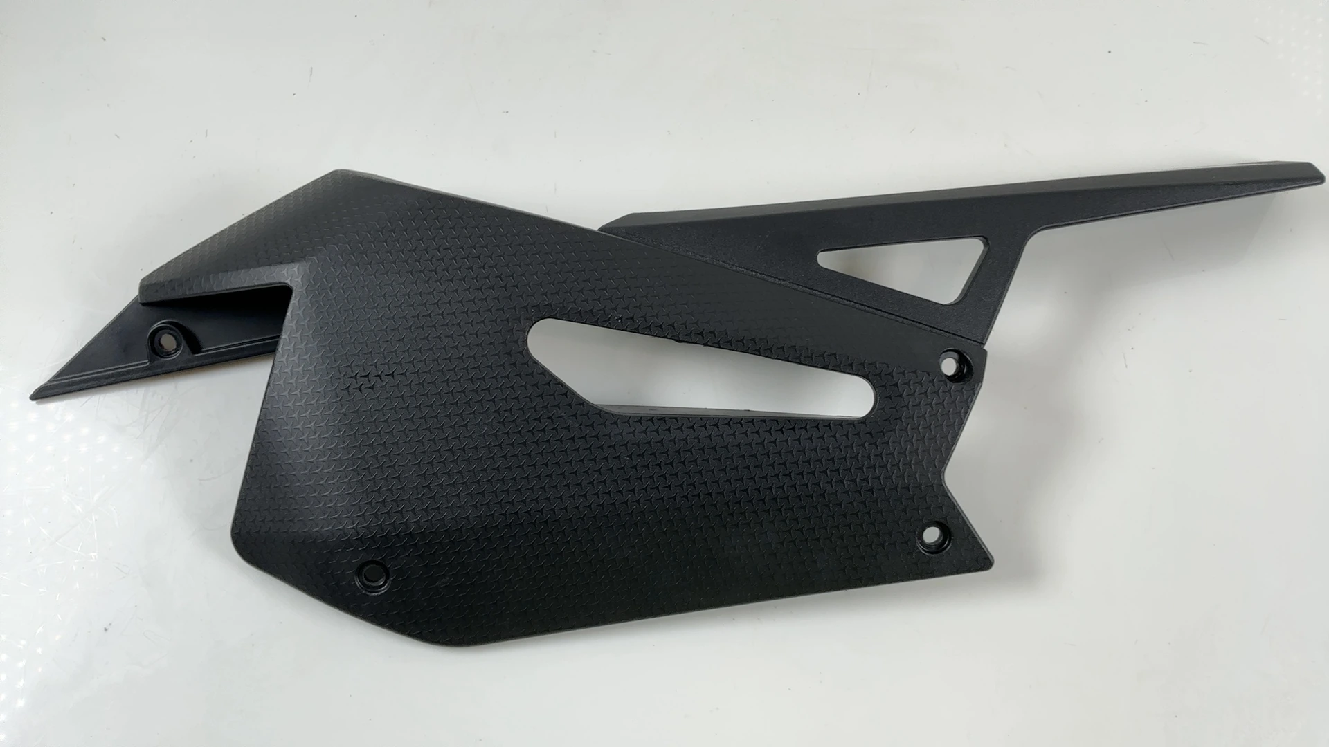 Aprilia Tuono RS 660 Factory 660cc Chain Guard Swingarm Cover 2020-2026 2B006389