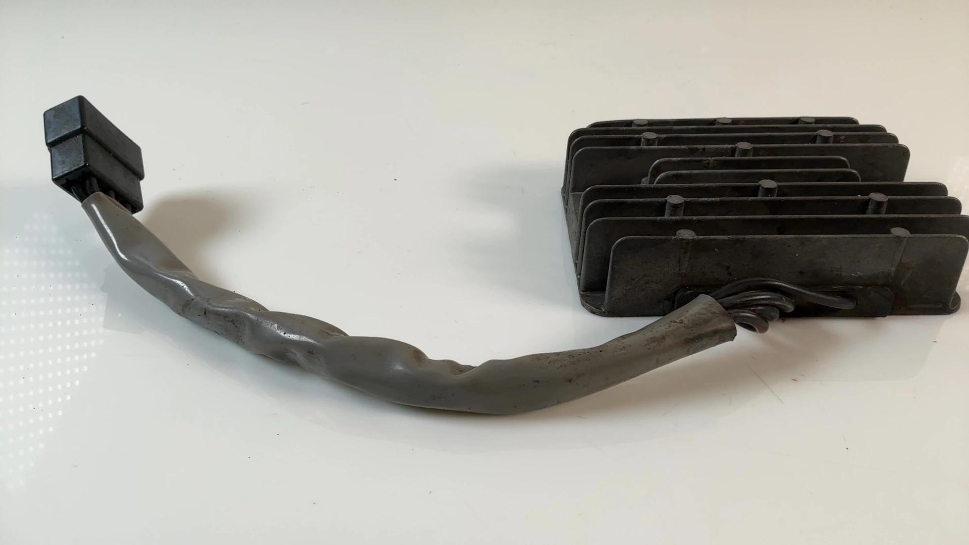Suzuki GSXR600 GSX-R 600cc Regulator Rectifier 2001-2003 OEM 32800-33E21 RS41 38 - Image 5