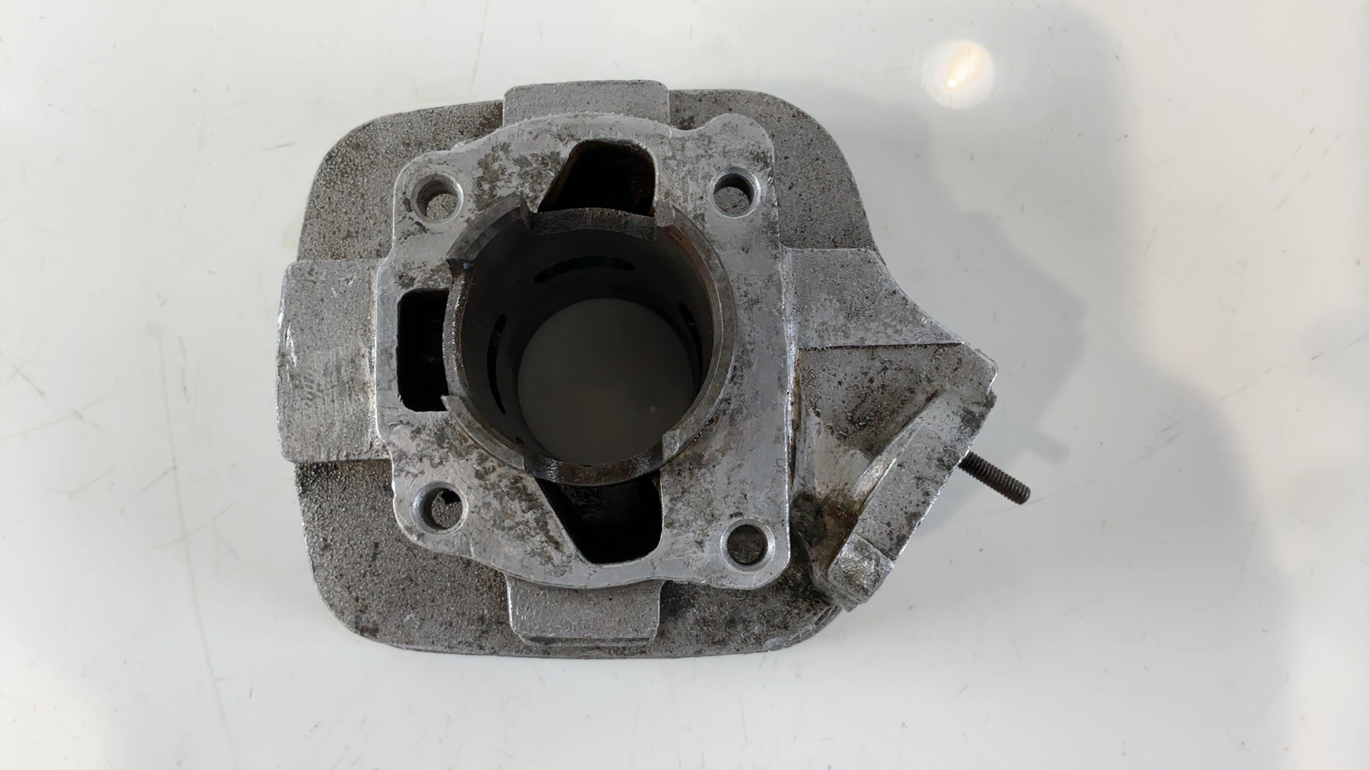 Suzuki TS100 Honcho 100cc Engine Cylinder Barrel 1973-1977 OEM 11210-25600 - Image 2