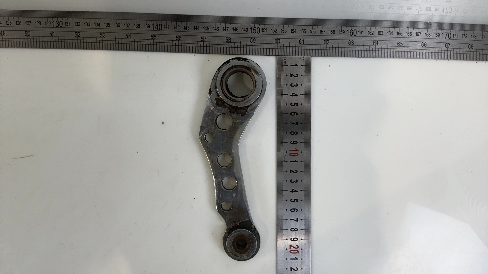 Kawasaki GPz 750 ZX750A Rear Brake Caliper Holder Bracket 1983-85 OEM 43044-1037 - Image 3