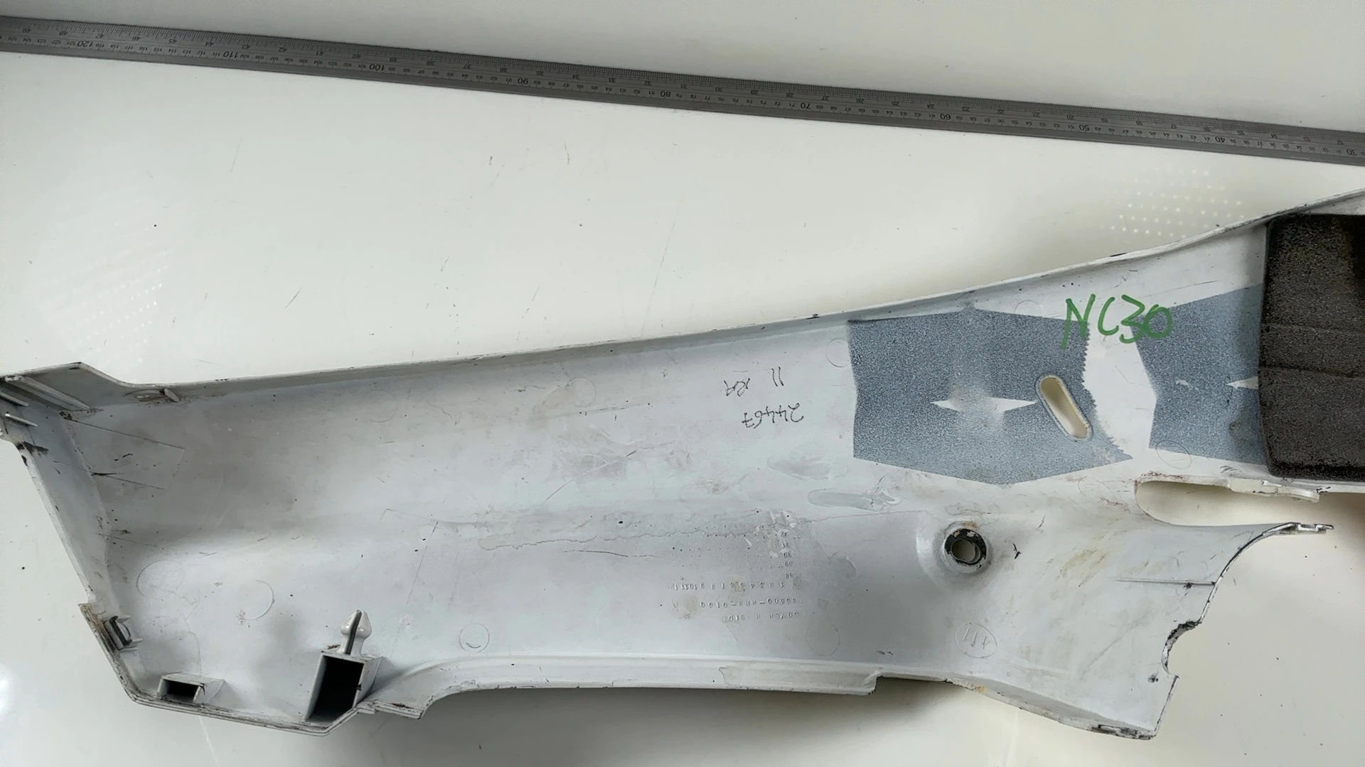 Honda VFR400R NC30 400cc Right Rear Seat Fairing Cowl 1989-92 OEM 83600-MR8-0100 - Image 9