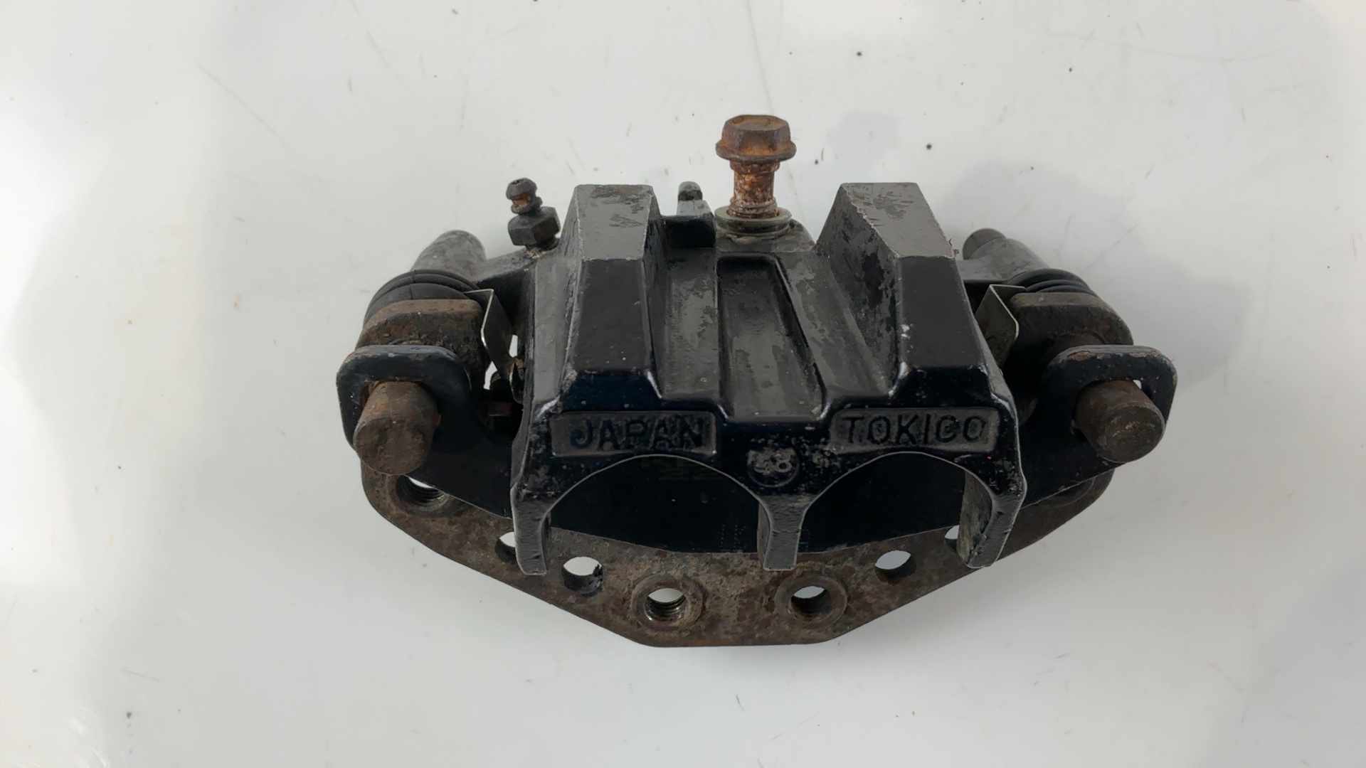 Suzuki GSX1100G GSX1100 1100cc Front Left Brake Caliper 1991-94 OEM 59300-26D01 - Image 3