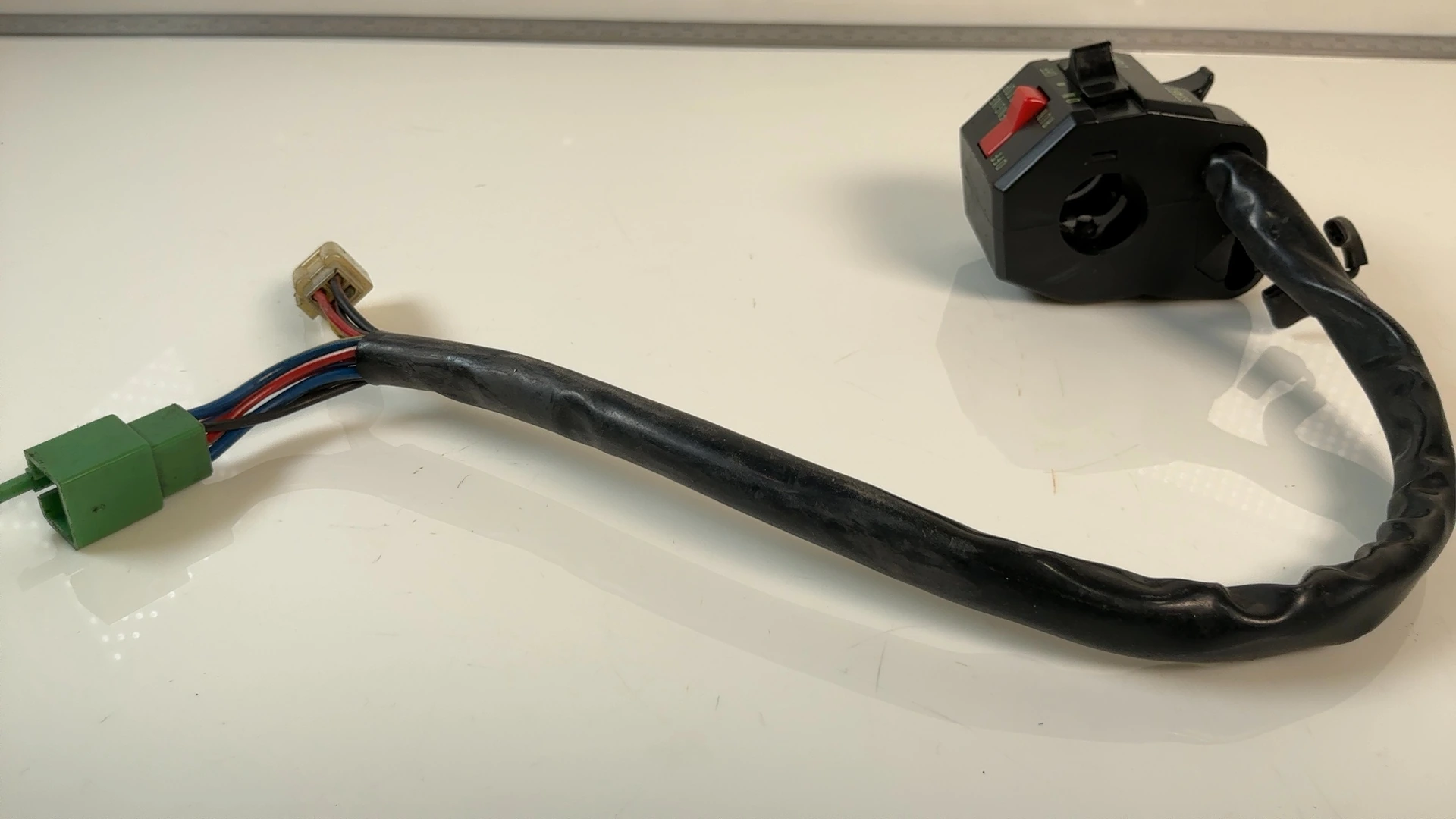 Kawasaki GPz750 ZX750A 750cc Right Control Handlebar Switch 1983-1985 46091-1350 - Image 4