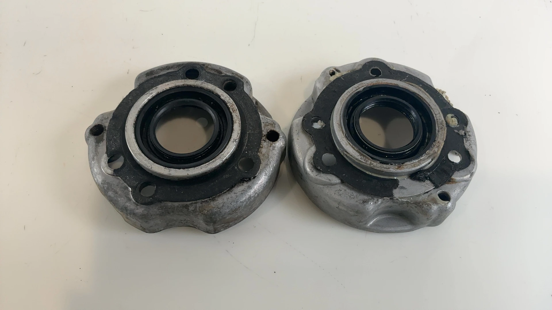 Yamaha XS650 XS650S 650cc Ignition Points Housing Cover 1970-83 256-11157-03-00