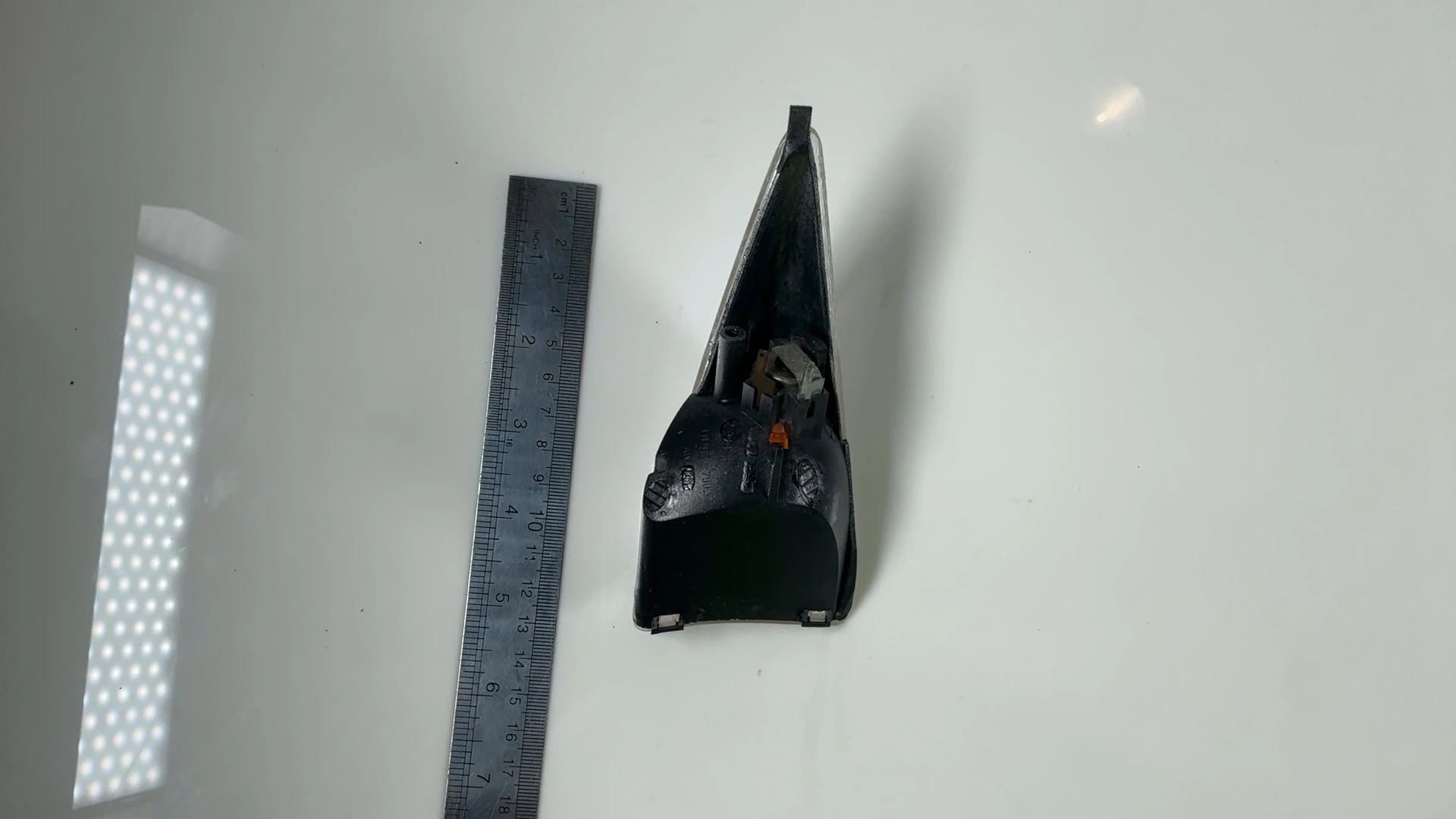 Peugeot Speedfight 2 50 Rear Right Indicator Light 1997-2008 OEM 743094 - Image 4