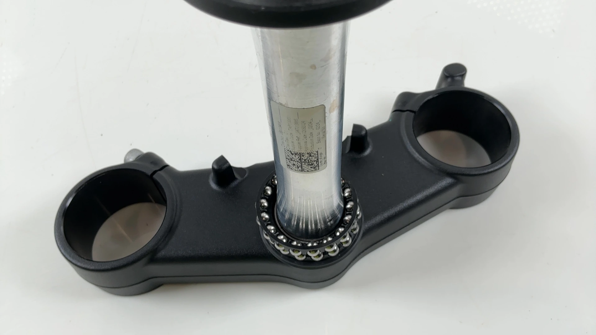 Aprilia RSV4 Factory 1100 Lower Fork Bridge Yoke 2025 2026 OEM 2B009773 - Image 10