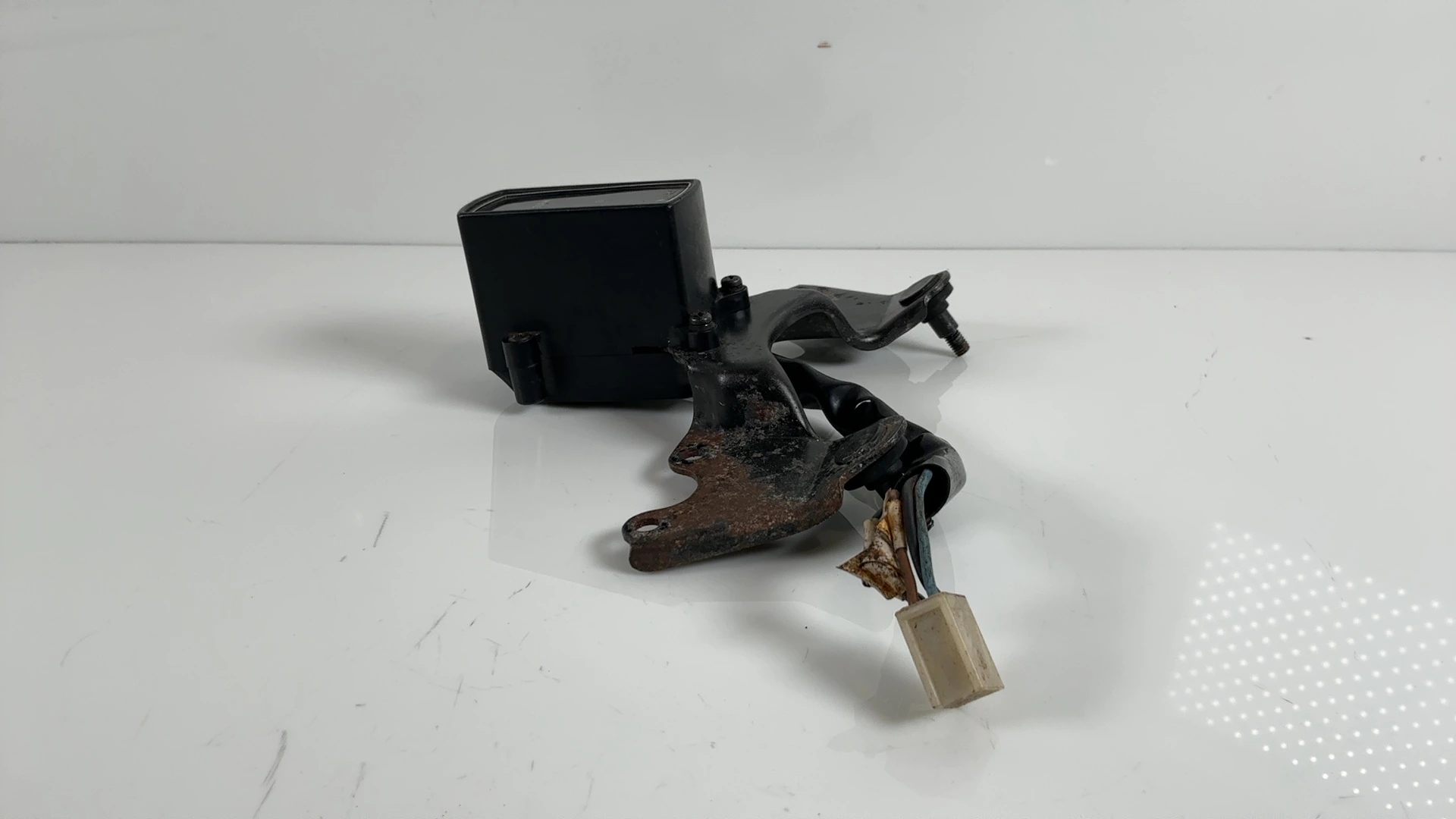 Yamaha XS650 XS400 Special 650cc Indicator Light Bracket 1978-83 2M0-83519-00-00 - Image 10