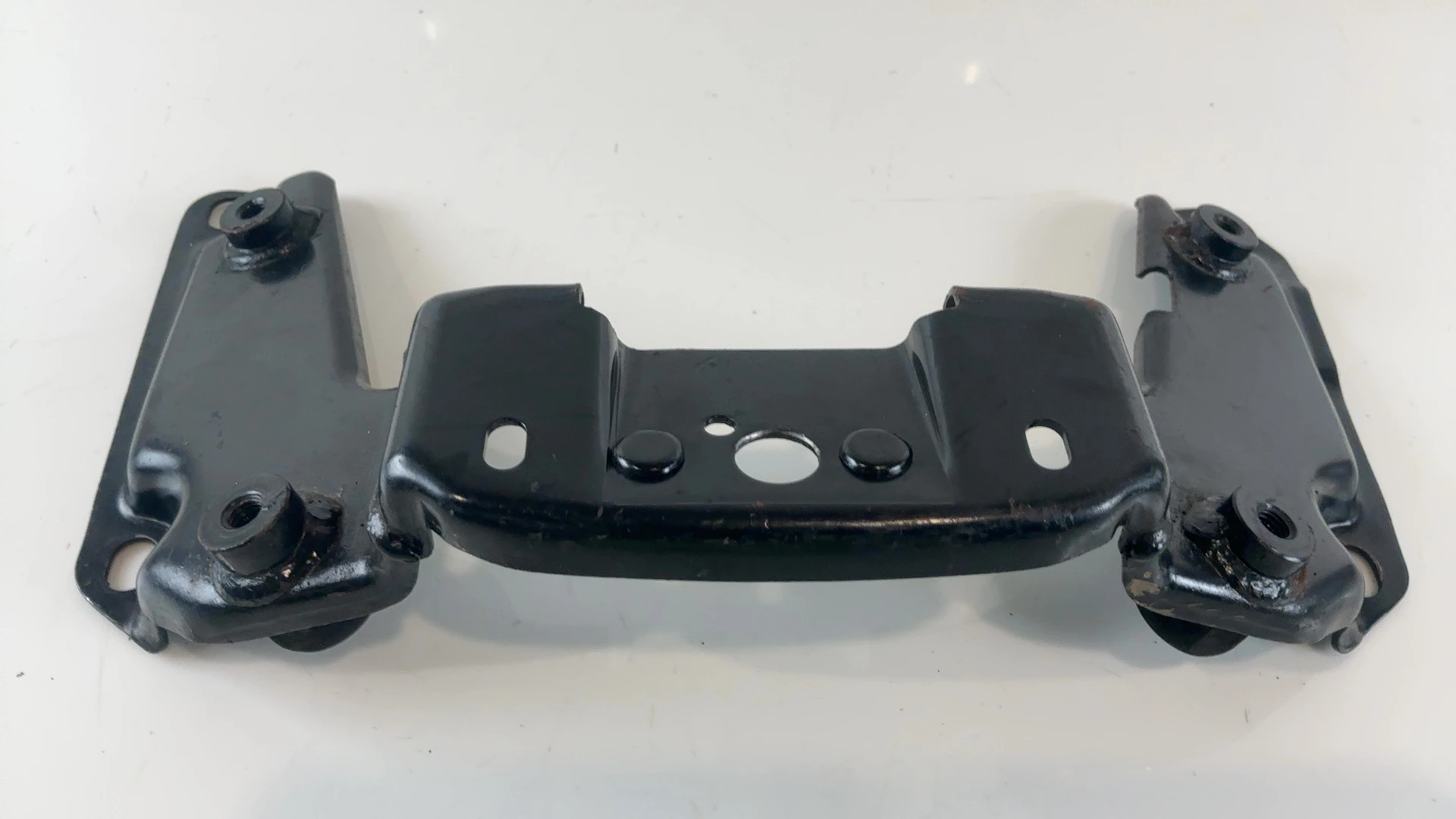 Yamaha Neo's 5AD 50cc Fuel Tank Bracket Mount 1997 1998 OEM 5AD-F1232-00 Grimeca - Image 4