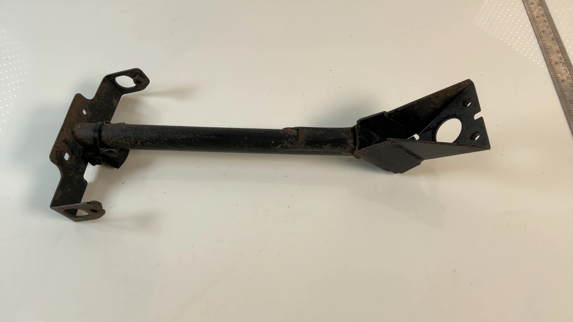 Yamaha YZF-R125 RE06 125cc License Plate Holder 2008-2013 OEM 5D7-F1640-00-00 - Image 2