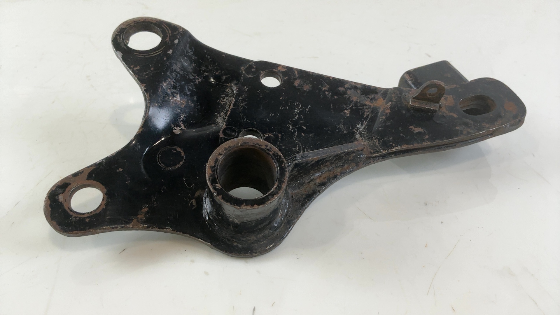 Yamaha RD250 RD350 250 350 CC Rear Right Footrest Bracket 1973-1975 360-21446-00 - Image 7