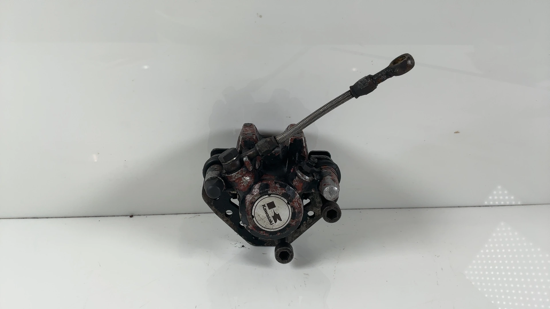 Kawasaki Voyager ZN1300A 1300 Front Right Brake Caliper 1983-1985 OEM 43041-1095 - Image 1