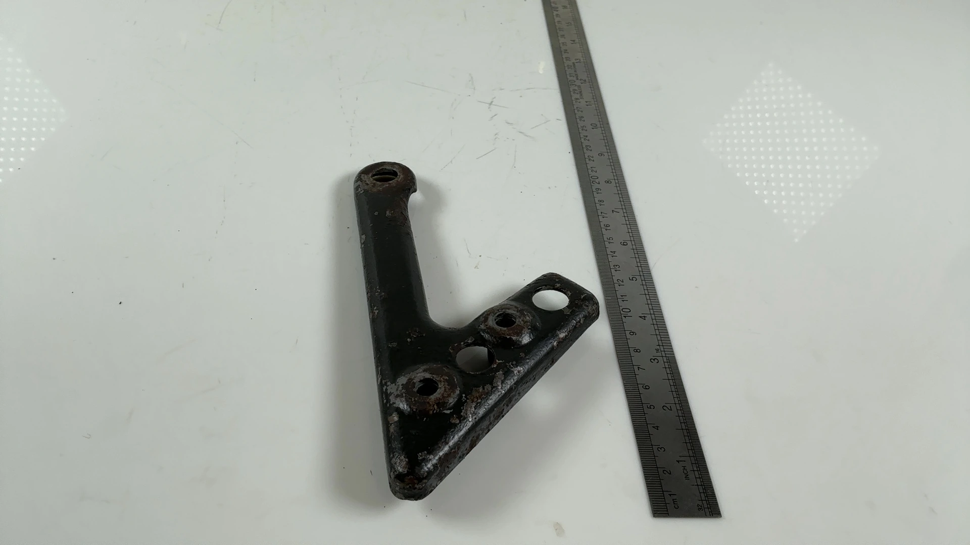 Honda FT500 Ascot PC07 500cc Front Left Footpeg Bracket 1982-1983 50642-MC1-000 - Image 3