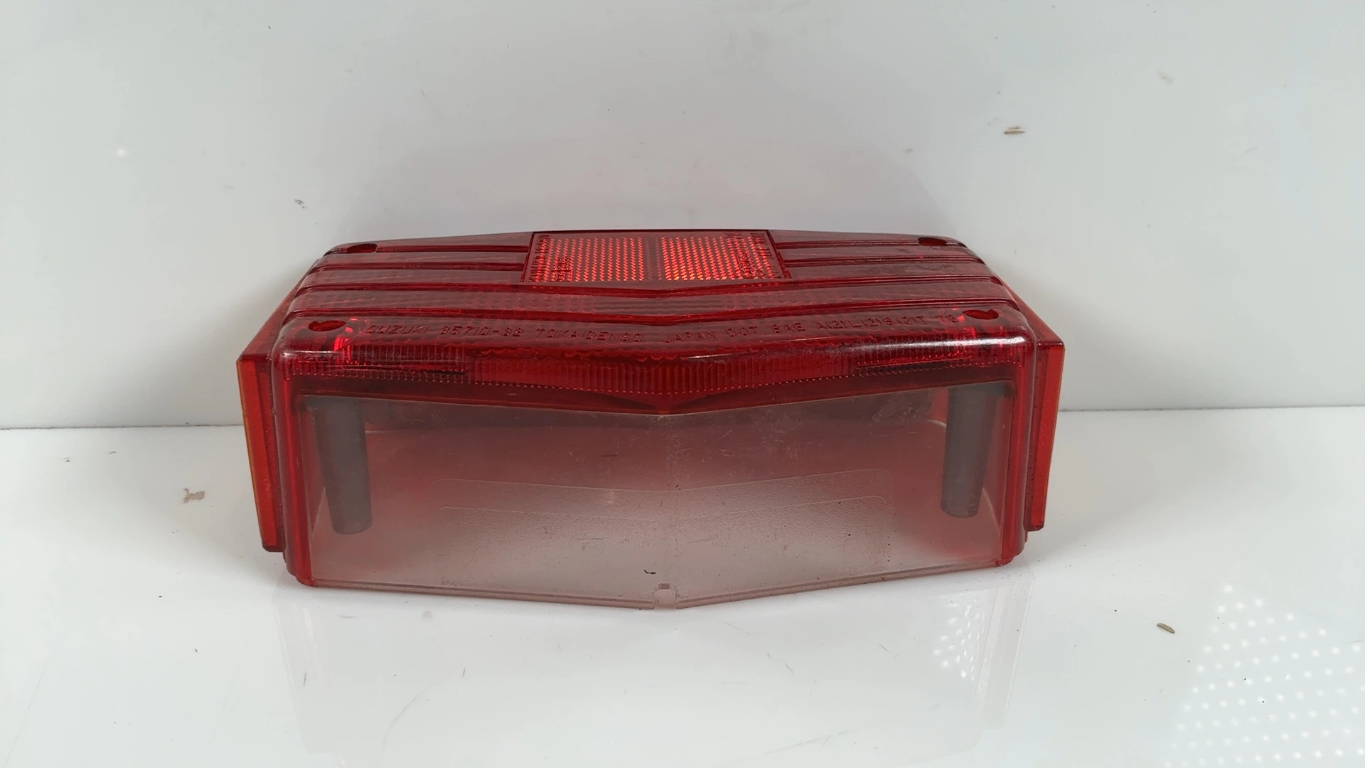 SUZUKI GS450 CC TAIL LIGHT LENS 1980-1983 OEM 35712-44130 - Image 5