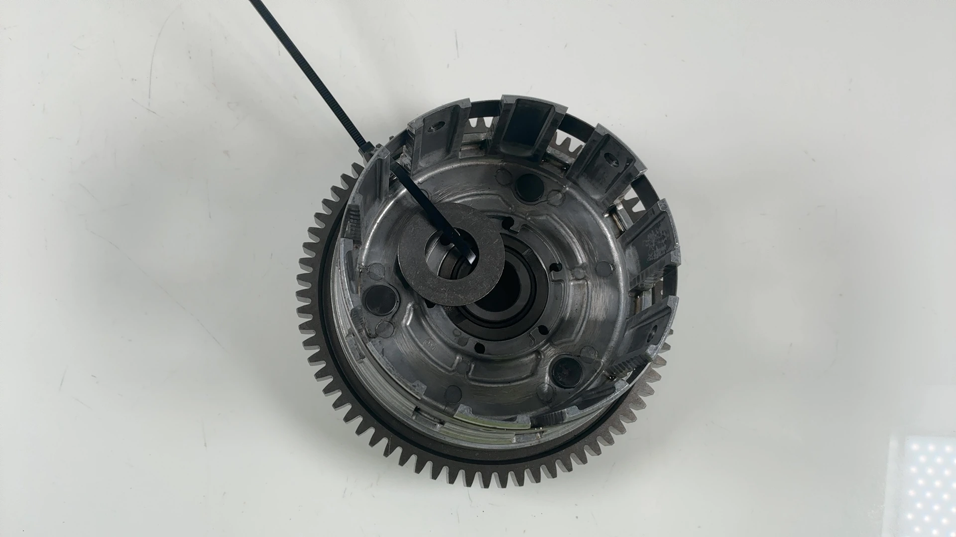 Suzuki GSXR600 GN76A 600 Clutch Outer Basket 1997-2000 OEM 21200-31890 - Image 6