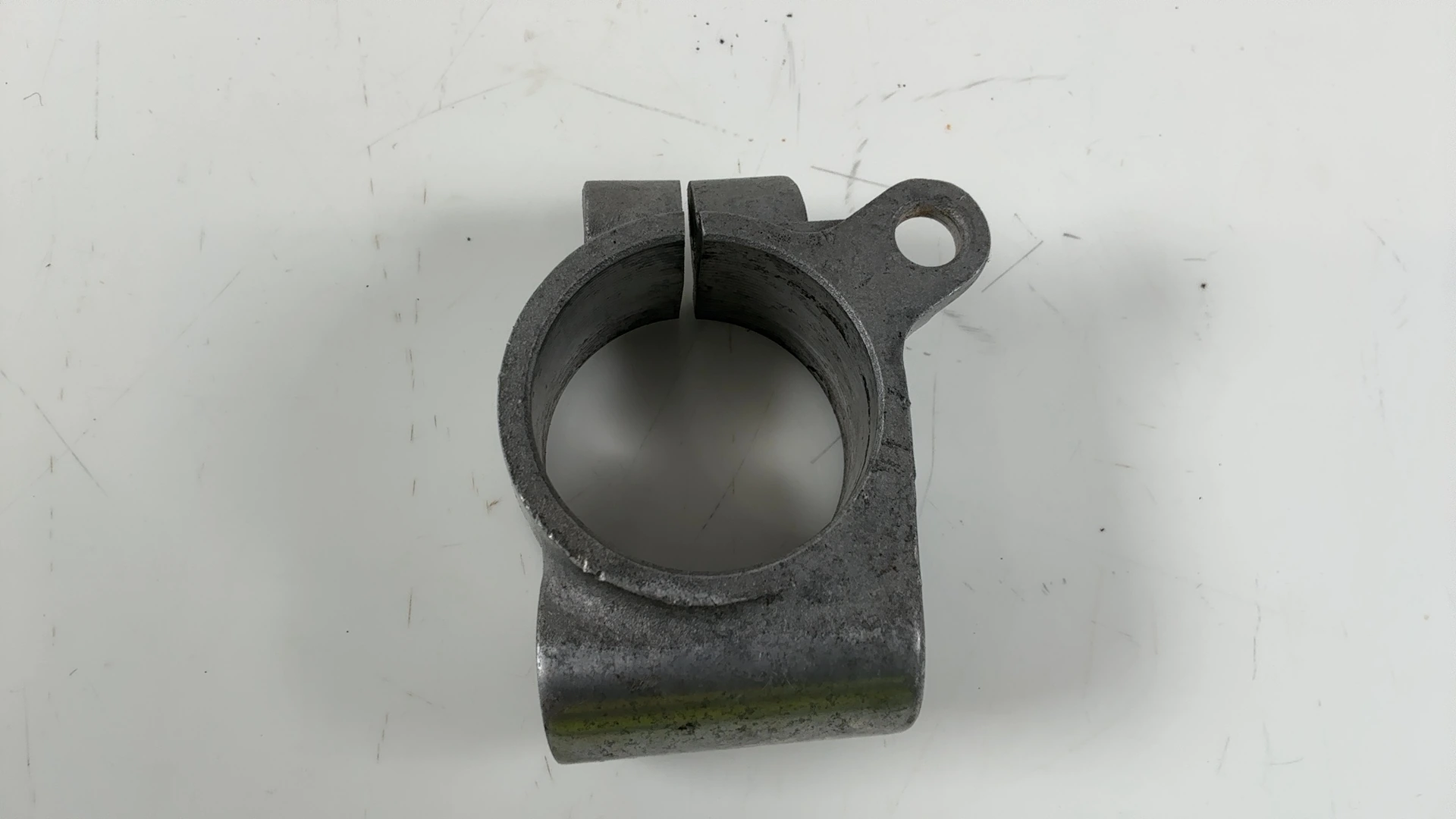 Kawasaki ZXR750 ZX750J 750cc Right Handlebar Holder Clamp 1991-92 OEM 46012-1237